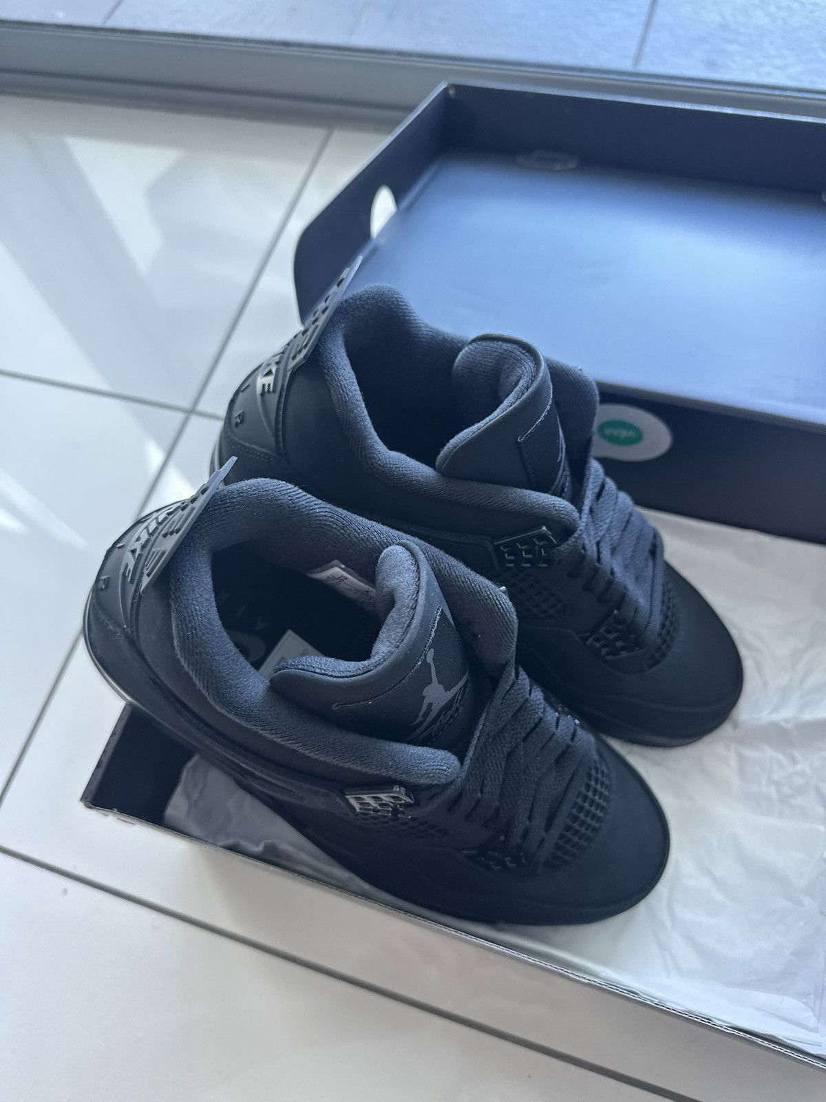 Jordan Brand J4 black cat Size US 10 / EU 43 - 11 Thumbnail