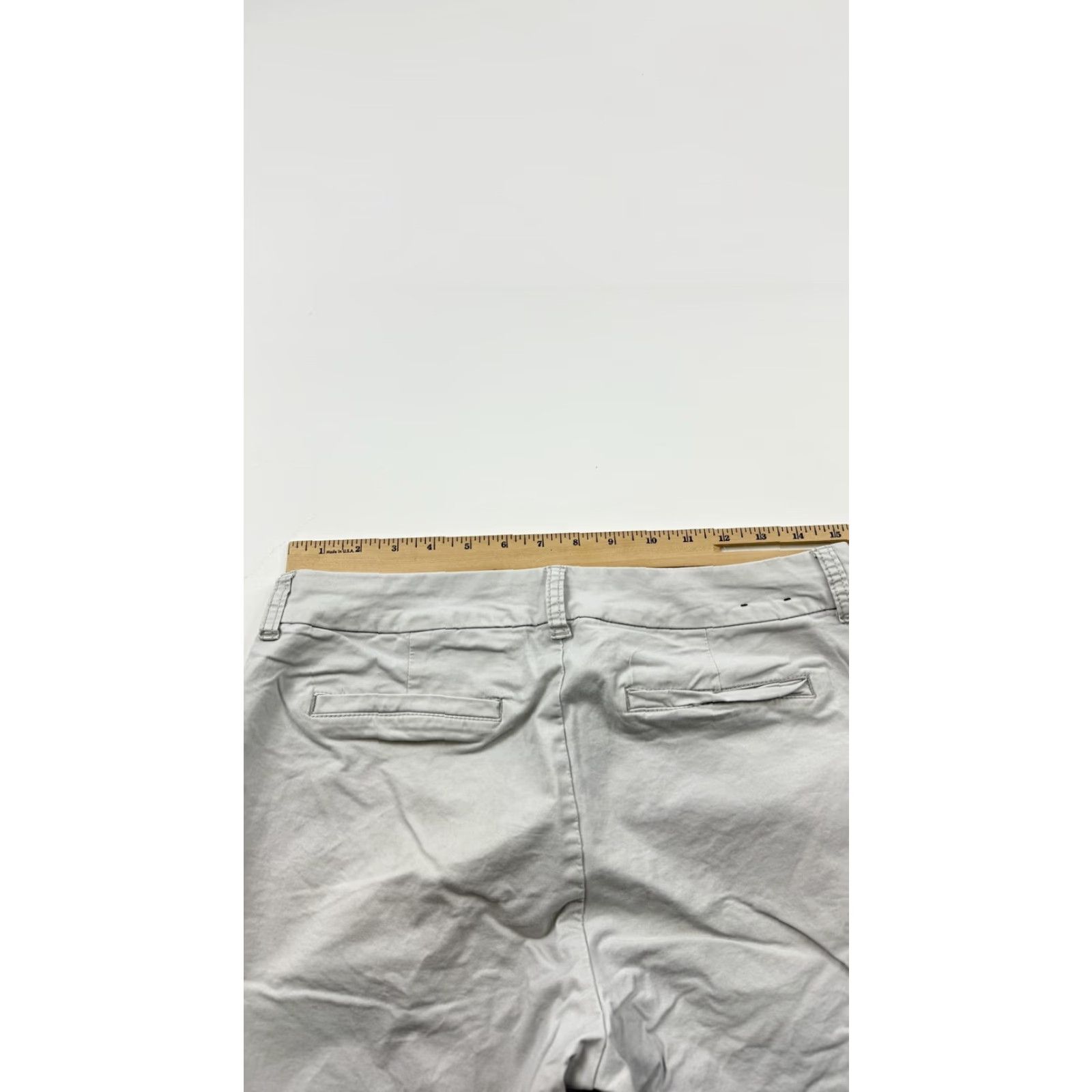 J.Crew J.Crew Shorts Womens 6 Beige Chino Flat Front Cotton Spandex Casual Summer Womens Size 28" / US 6 / IT 42 - 6 Thumbnail