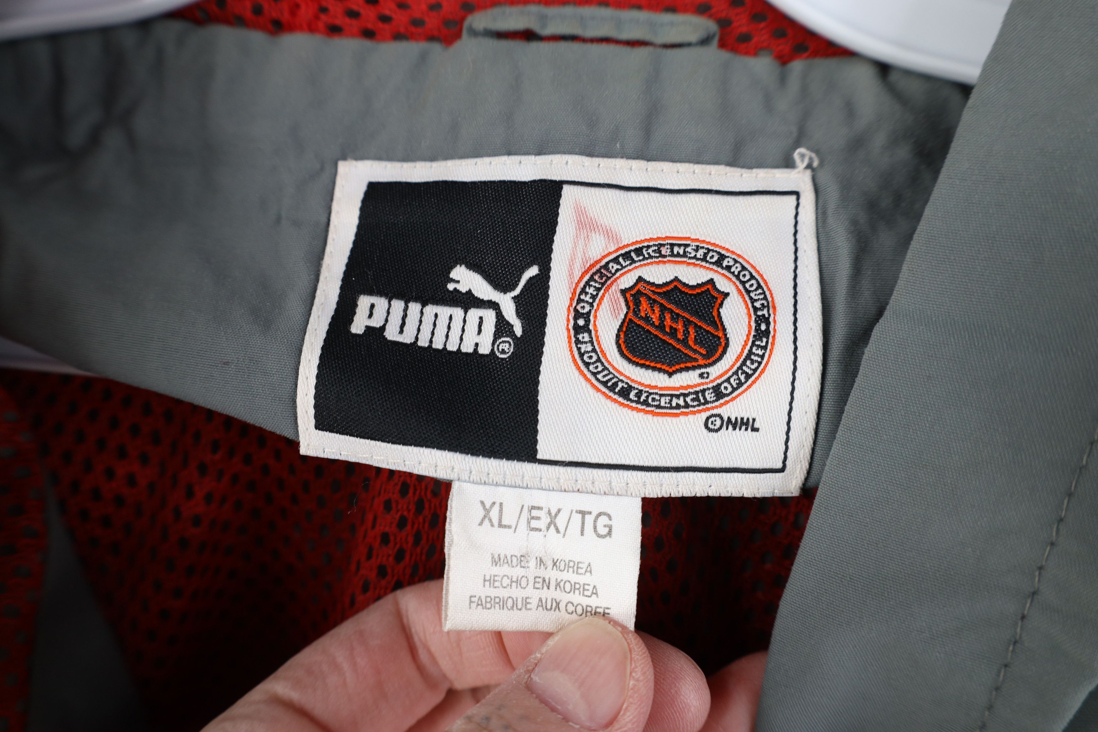 Puma Vintage 90s Puma Red Wings Hockey Hooded Windbreaker Jacket Size US XL / EU 56 / 4 - 10 Thumbnail