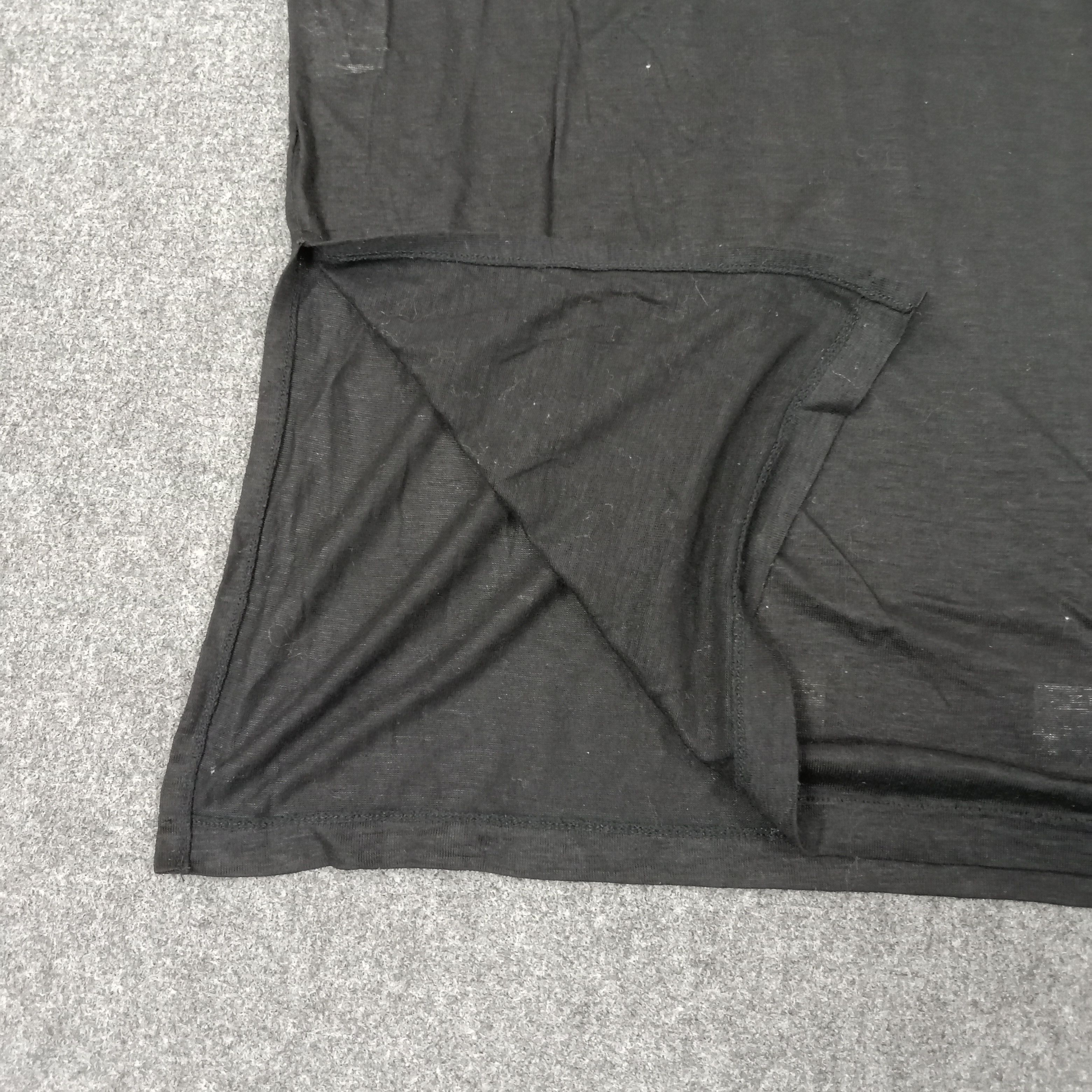 Issey Miyake I.S. by Issey Miyake Japanese Designer Tshirt C223N31 Size US XL / EU 56 / 4 - 7 Thumbnail