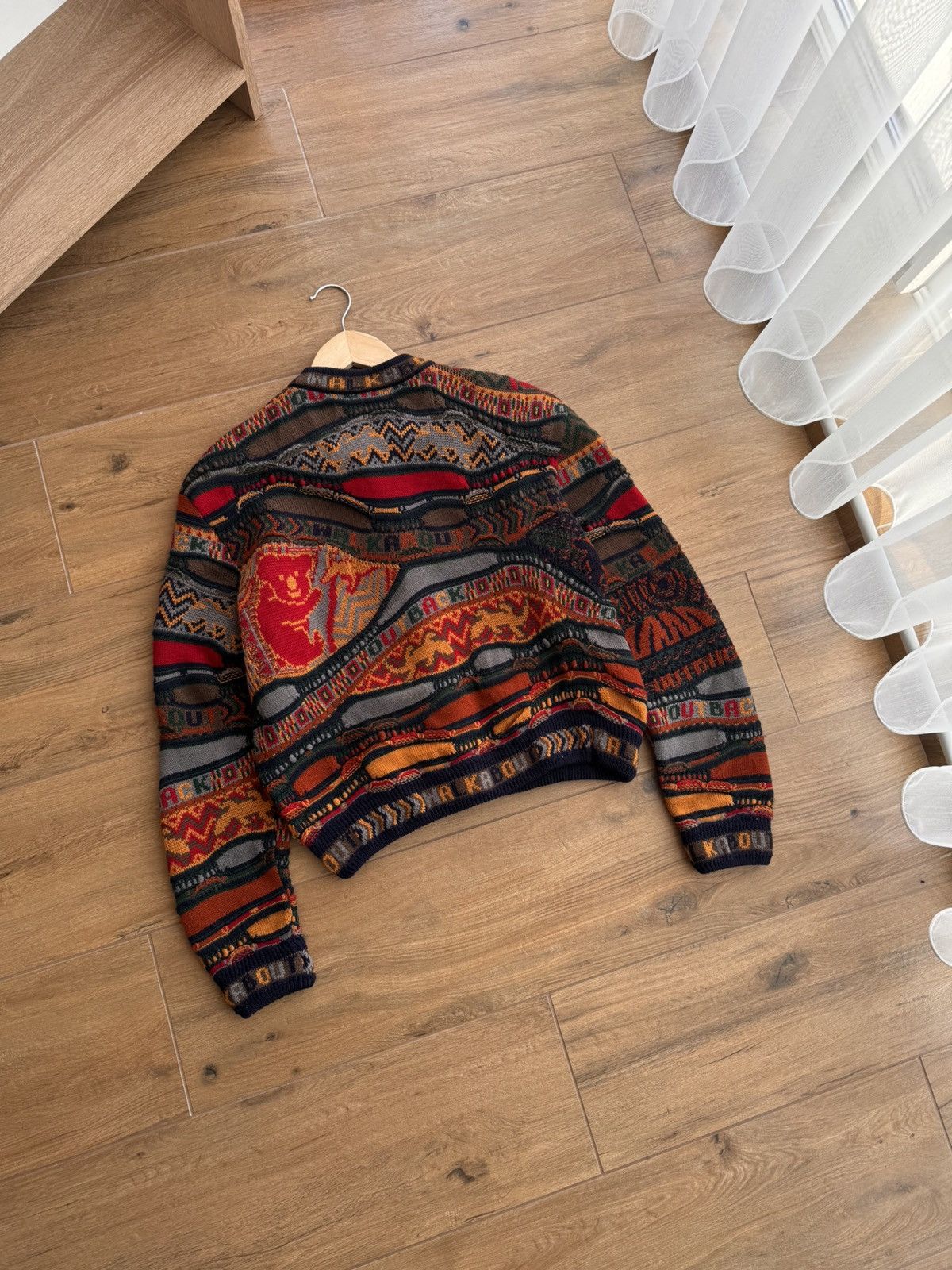 Coogi × Vintage VTG Coogi Pure New Wool Luxury 90’s Walkabout Koala Cardigan Size S / US 4 / IT 40 - 12 Thumbnail