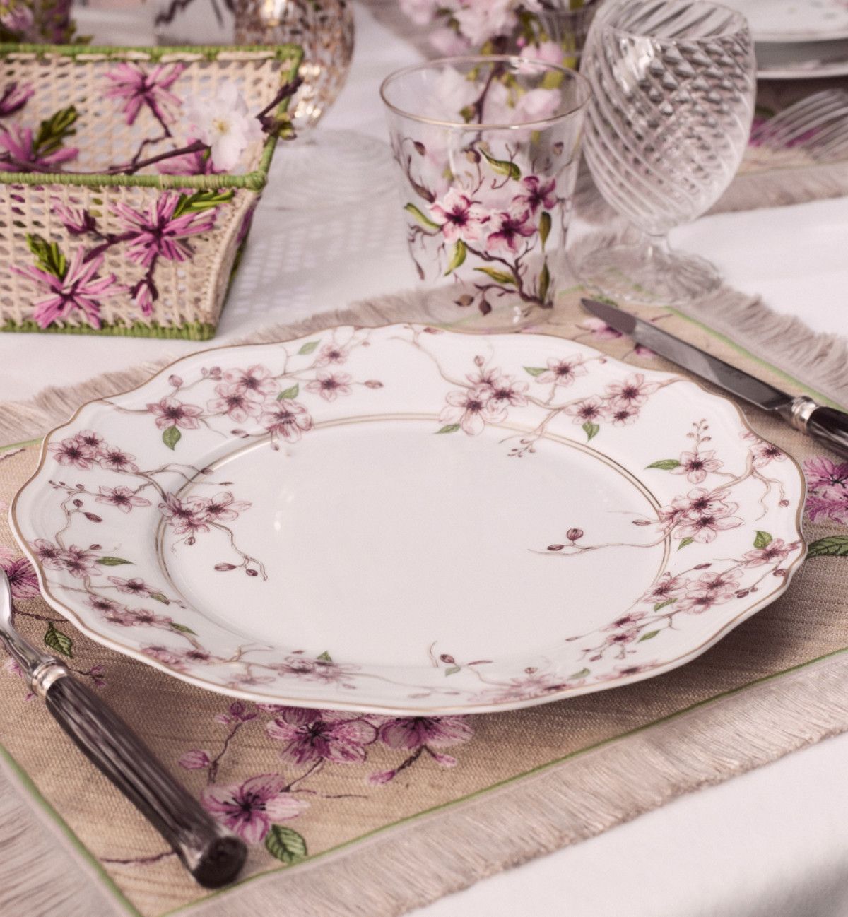 Dior o1bcso1str0226 Size:OS/Dinnert Plate in Pink Size ONE SIZE - 5 Thumbnail