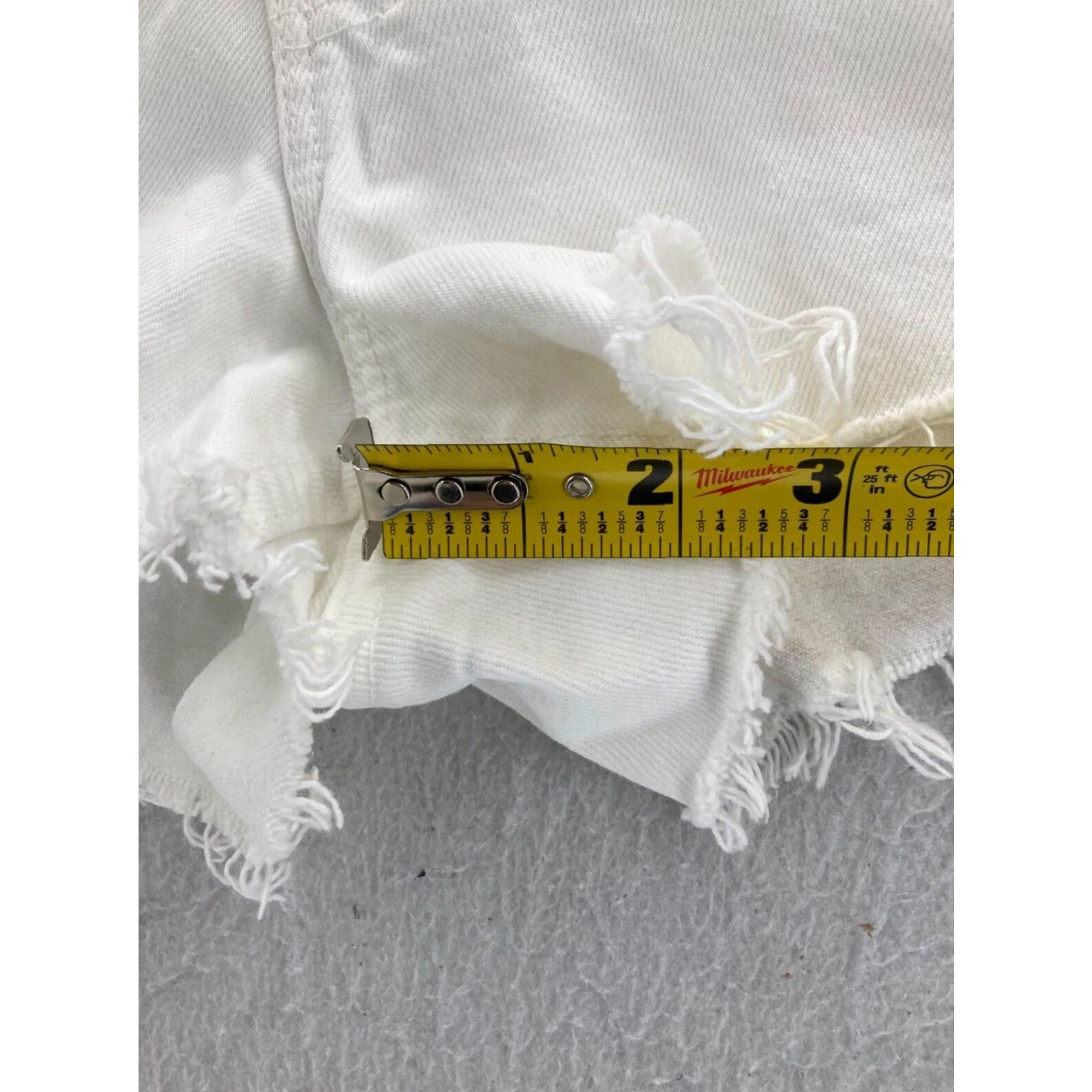 Levi's Womens Levis 550 Shorts High Rise White Denim Raw Hem Extra Large XL Size 32" / US 10 / IT 46 - 5 Thumbnail
