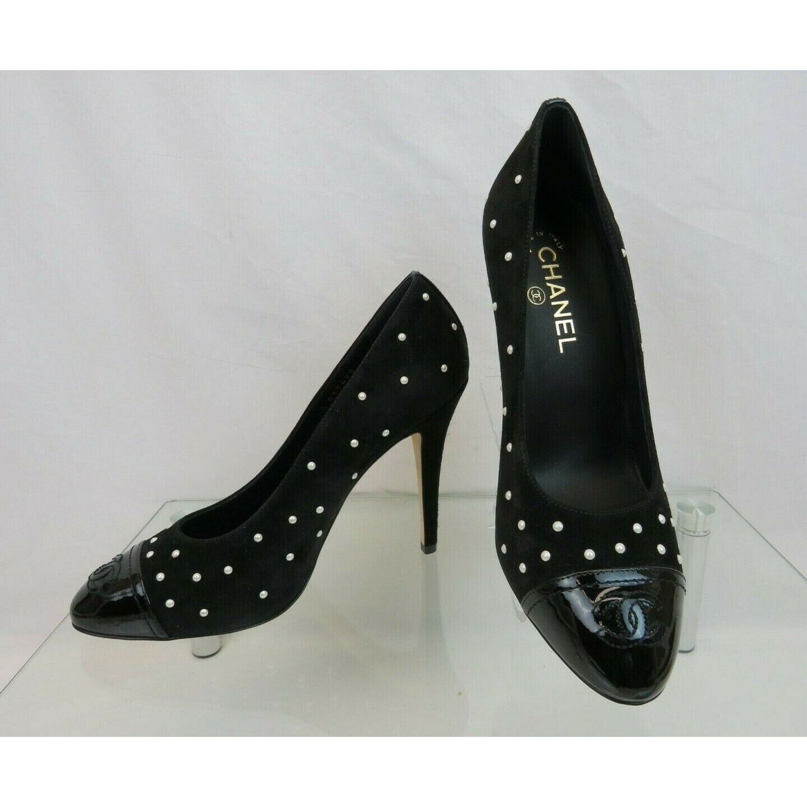Chanel G33422 BLACK SUEDE PATENT LEATHER CAP TOE PEARLS PUMPS 39 Size US 9 / IT 39 - 6 Thumbnail