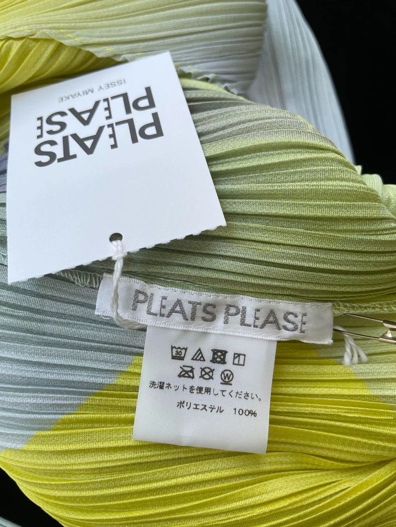 Issey Miyake Issey Miyake size:3 Yellow pleated cloud dress Size M / US 6-8 / IT 42-44 - 5 Thumbnail