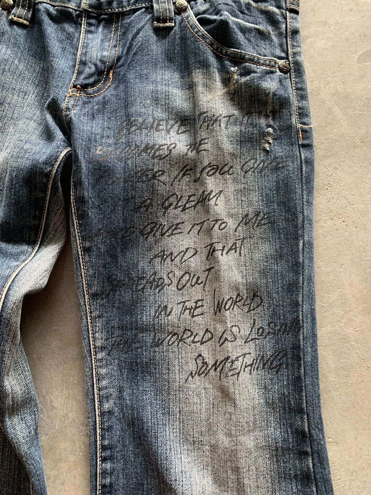 20471120 Y2K i6w9 style poem flare washed denim with paint design Size 31" - 12 Thumbnail