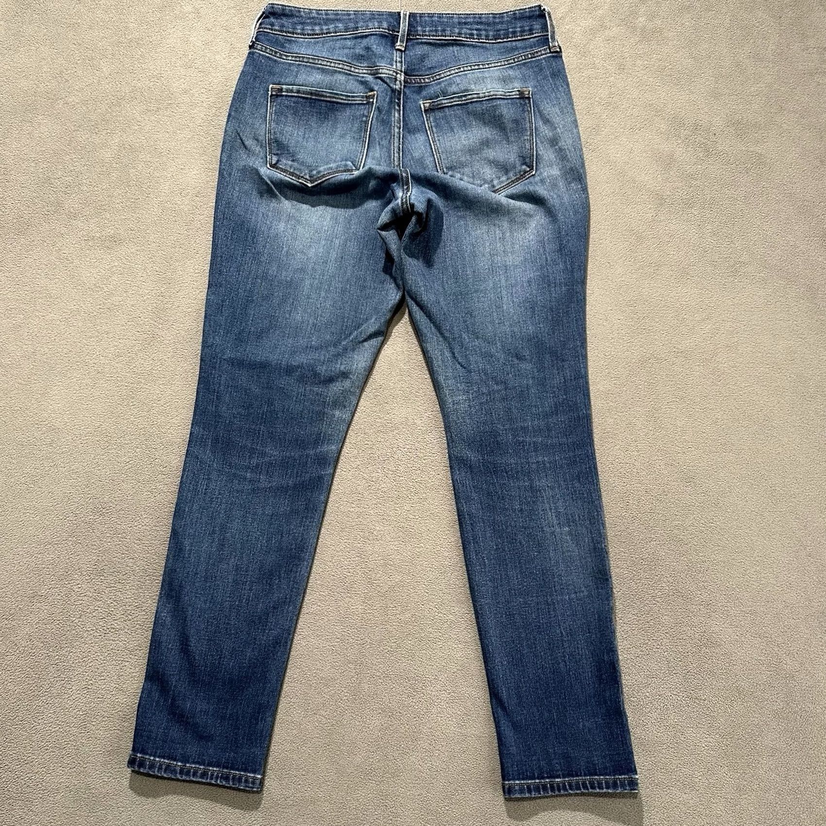 Old Navy Old Navy Womens Jeans Size 4 Blue Denim Straight Mid Rise Distressed Faded GUC Size 27" / US 4 / IT 40 - 2 Thumbnail