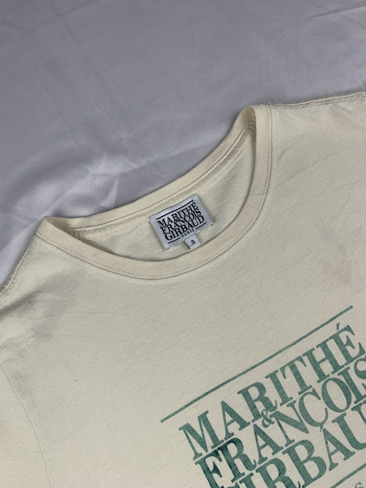 Marithe + Francois Girbaud Marithe Francois Girbaud Paris Off White Big Chest Logo Top Size S / US 4 / IT 40 - 5 Thumbnail