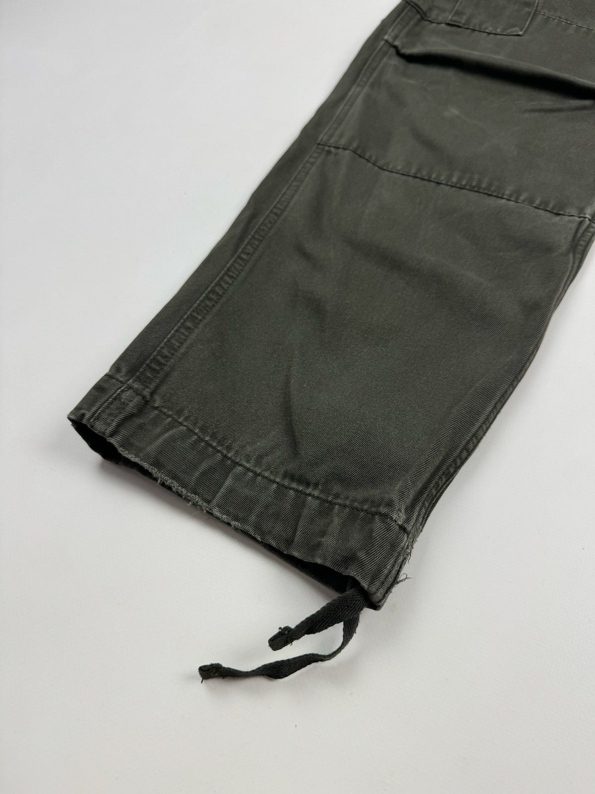 Carhartt Carhartt Wip Distressed Regular Cargo Pants Size US 32 / EU 48 - 7 Thumbnail