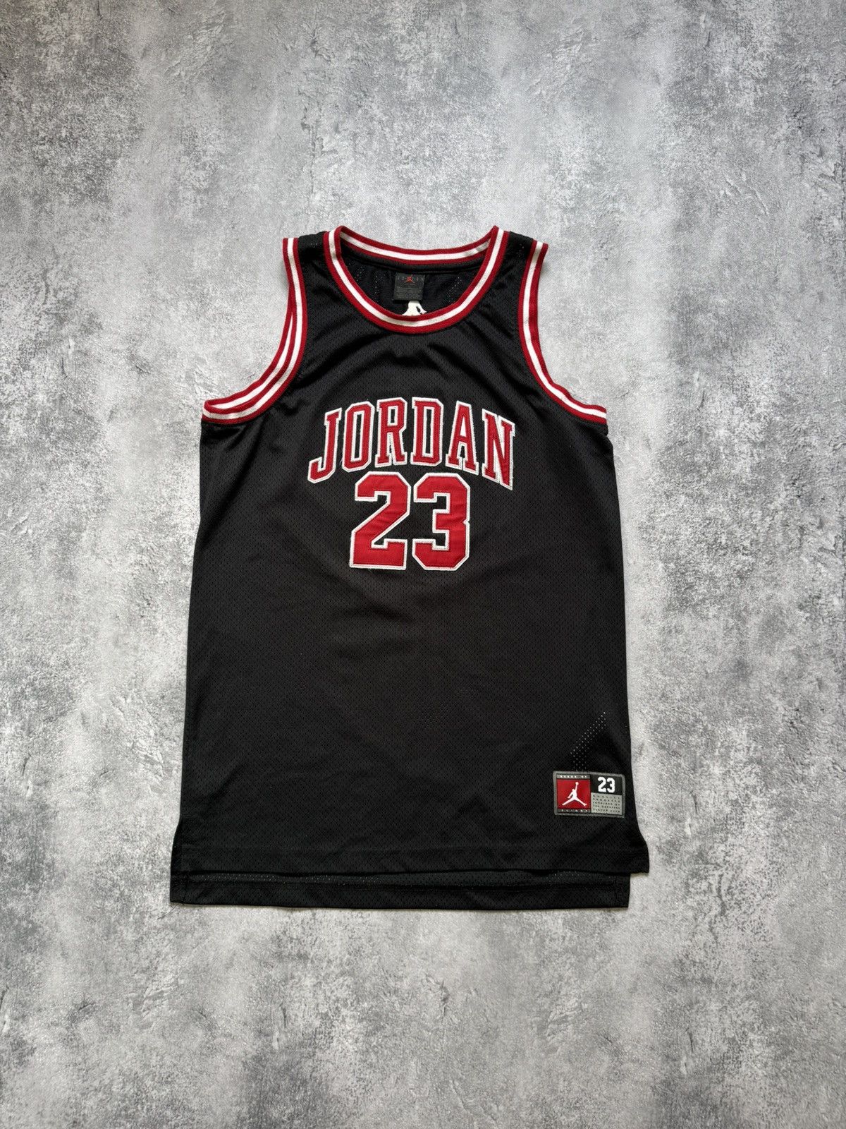 Jordan Brand Early Jordan Brand 23 Jersey Size US S / EU 44-46 / 1 - 1 Thumbnail