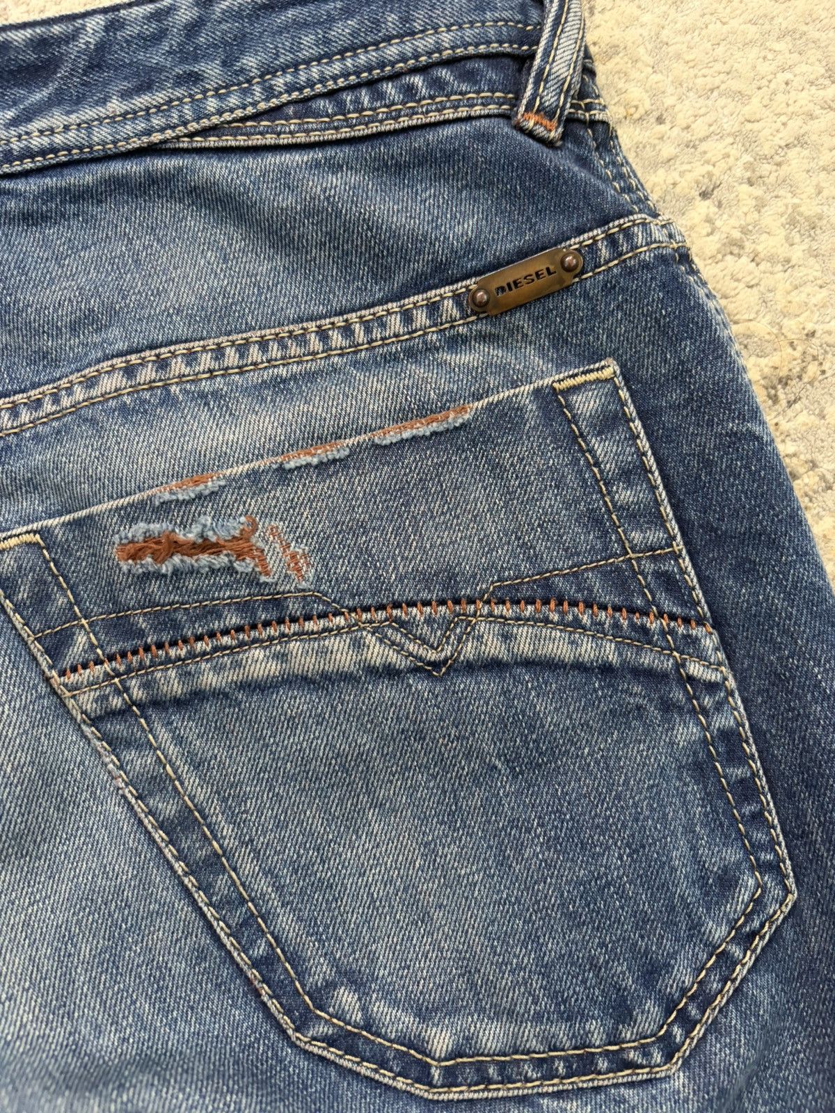 Diesel IAKOP Slim Tapered Jeans Wash 0815K 30x30 Size US 30 / EU 46 - 8 Thumbnail