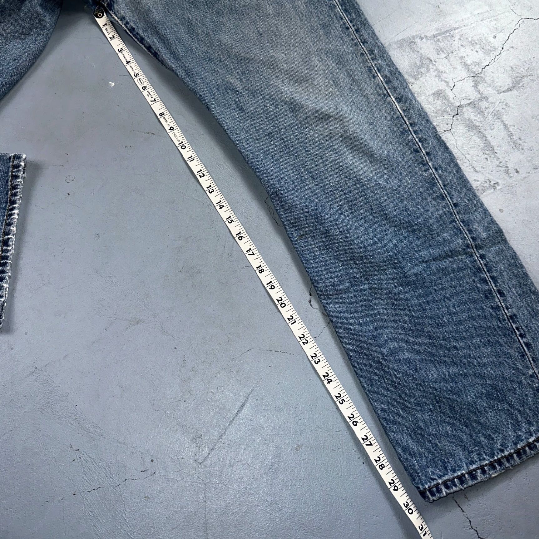 Levi's VINTAGE Levis 501 90s Mexico Straight Leg Jeans 40x32 Y2K Light Wash Act 36x30 Mens Size US 40 / EU 56 - 5 Thumbnail