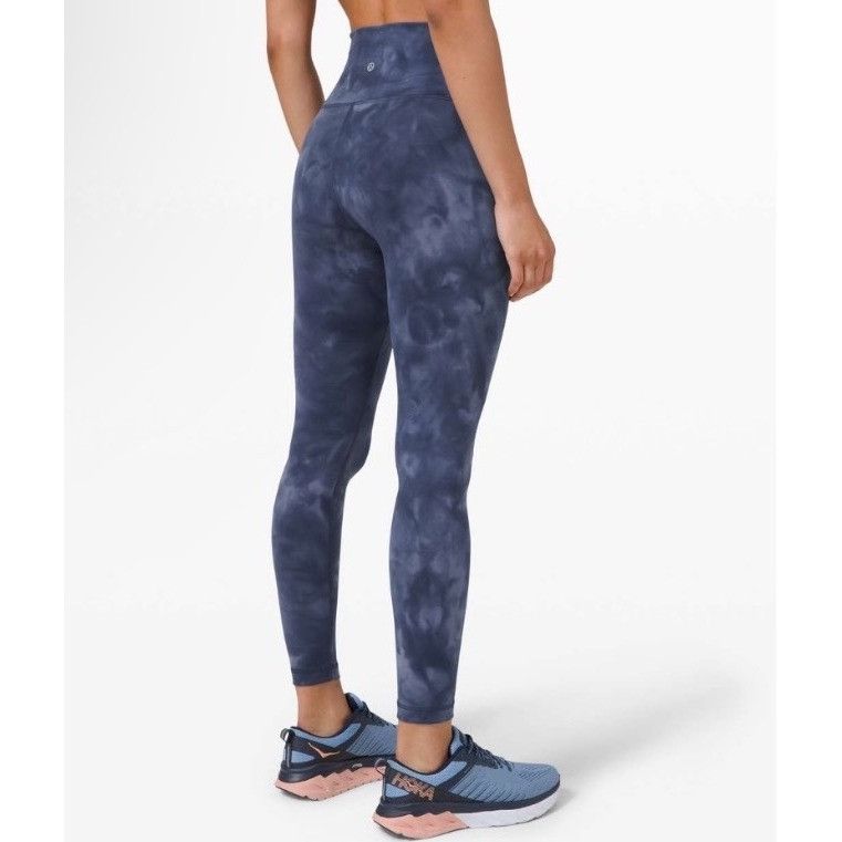 Lululemon 𝓛𝓾𝓵𝓾𝓵𝓮𝓶𝓸𝓷 Wunder Train High-Rise Tight Size 4 25" * Size 27" / US 4 / IT 40 - 1 Thumbnail