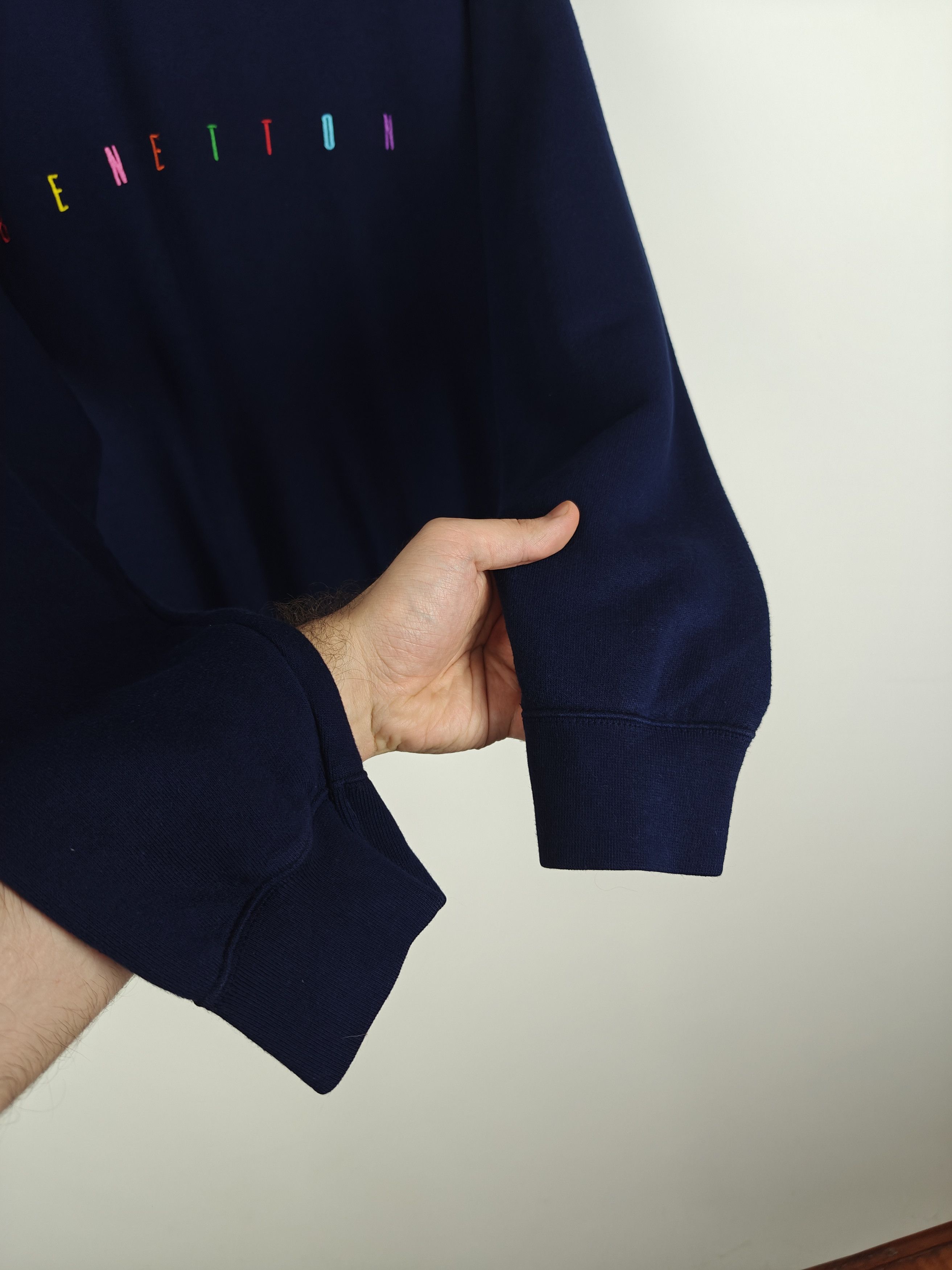 United Colors Of Benetton United Colors Of Benetton VTG Sweatshirt Center Logo M Size US M / EU 48-50 / 2 - 7 Thumbnail