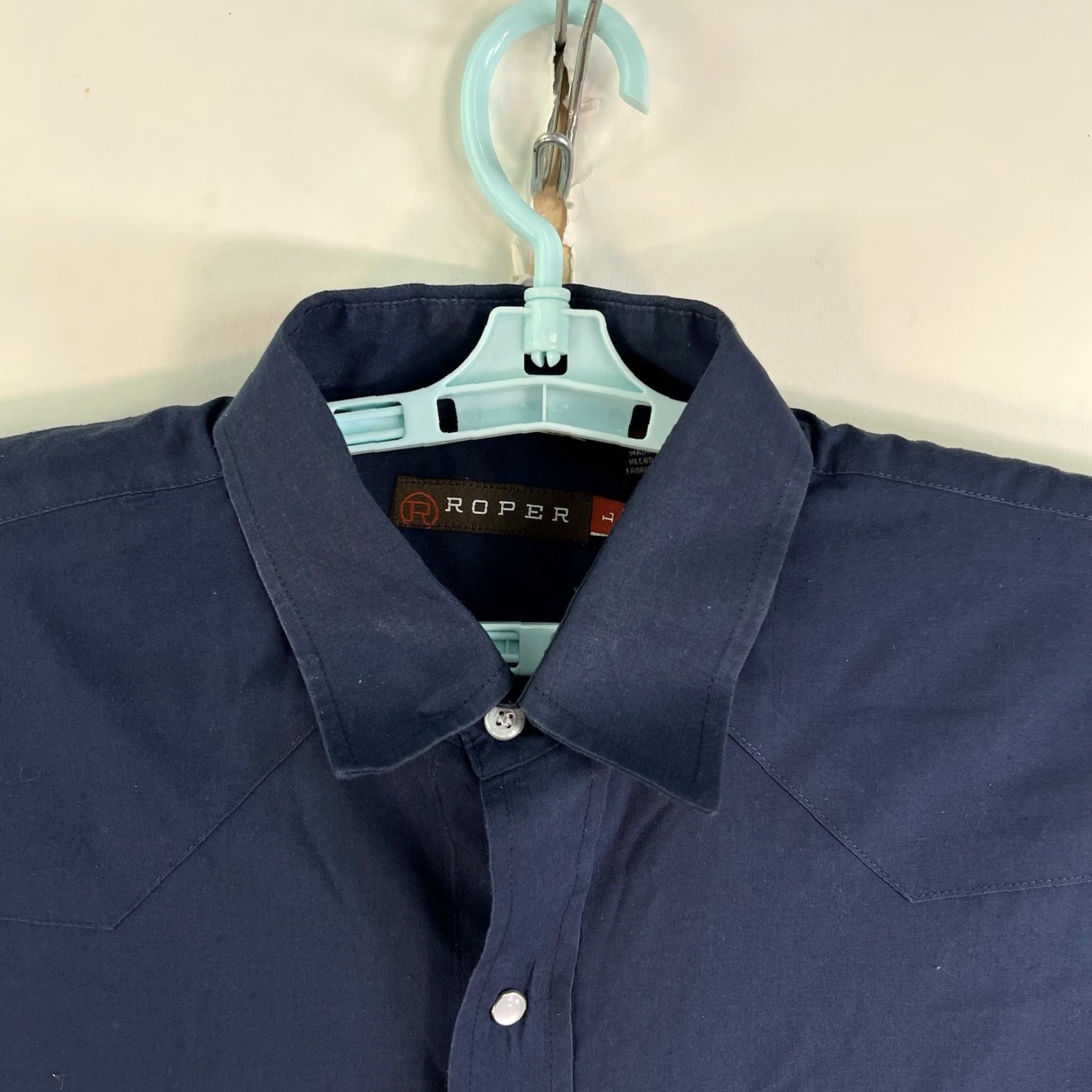 Roper Roper Shirt Western Pearl-Snap Short Sleeve Mens L Blue Collared Pocket Embroidered Cotton Blend 46 in Chest Men’s Reg Fit 70s Western Theme Size US L / EU 52-54 / 3 - 3 Thumbnail