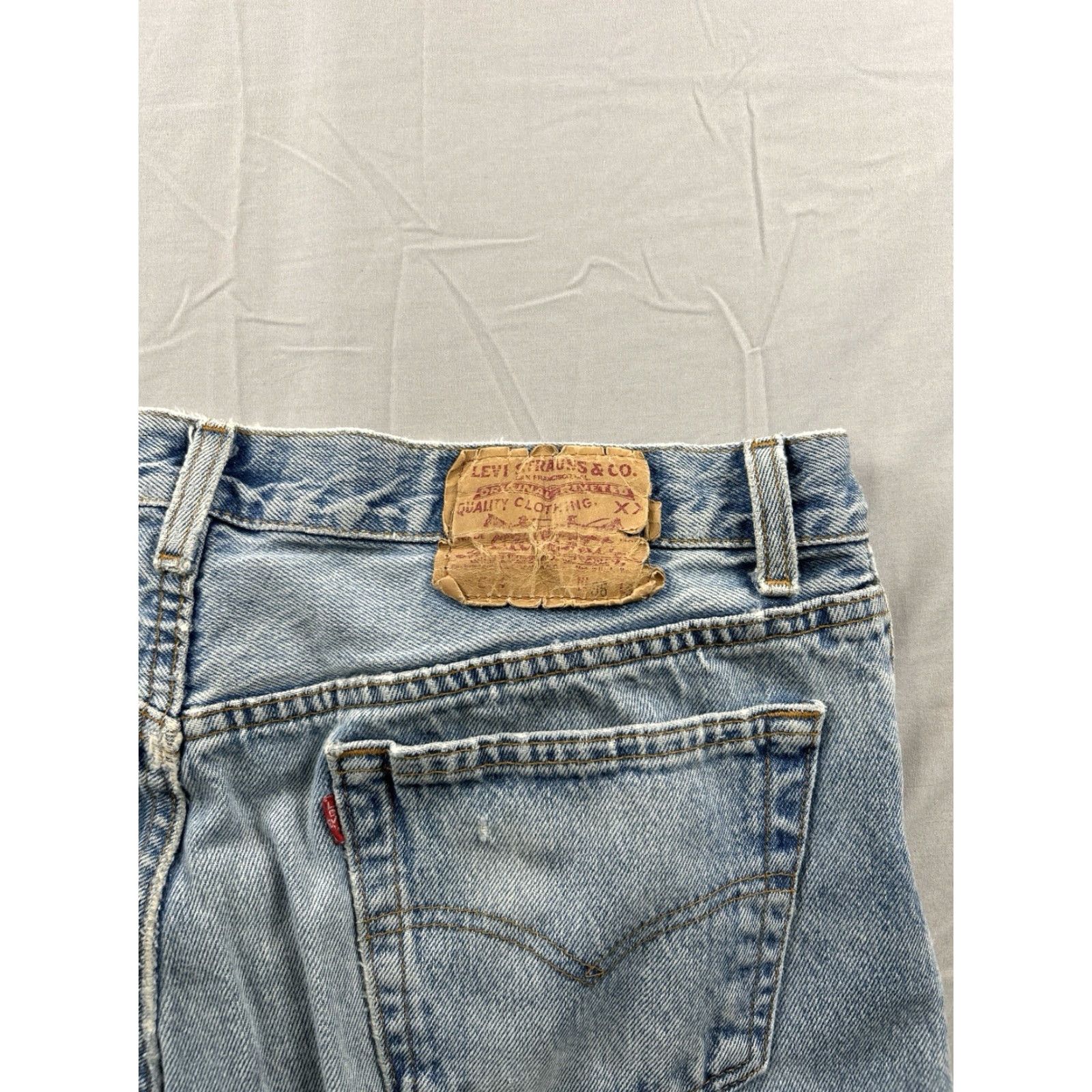 Levi's VINTAGE Levi's 501 Jeans Straight 34 USA Made 90s 34x32 Button Fly Men Blue Size US 34 / EU 50 - 5 Thumbnail