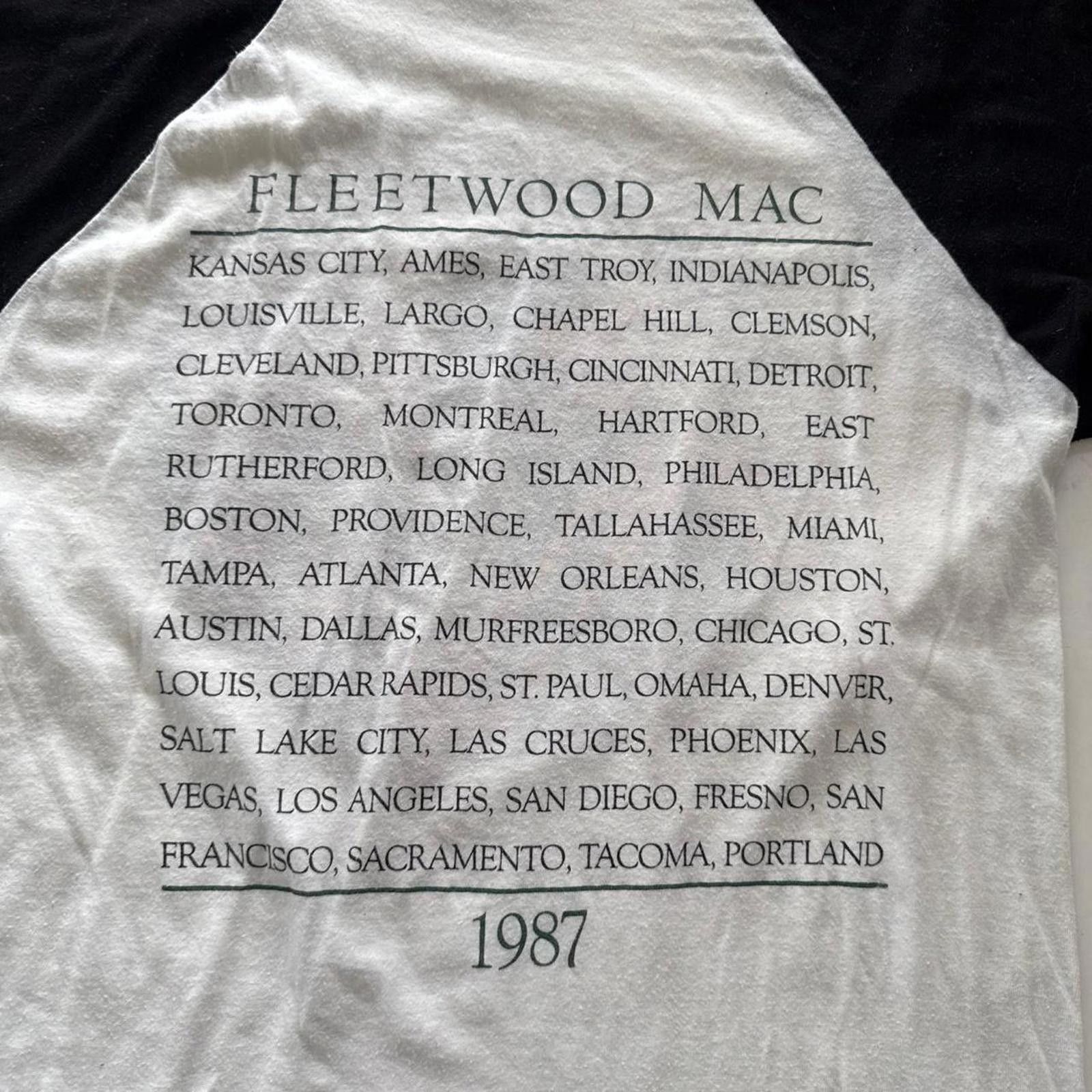 Other Vintage Fleetwood Mac “The Mac Is Back” 1987 Tour Baseball T Size US XL / EU 56 / 4 - 6 Thumbnail