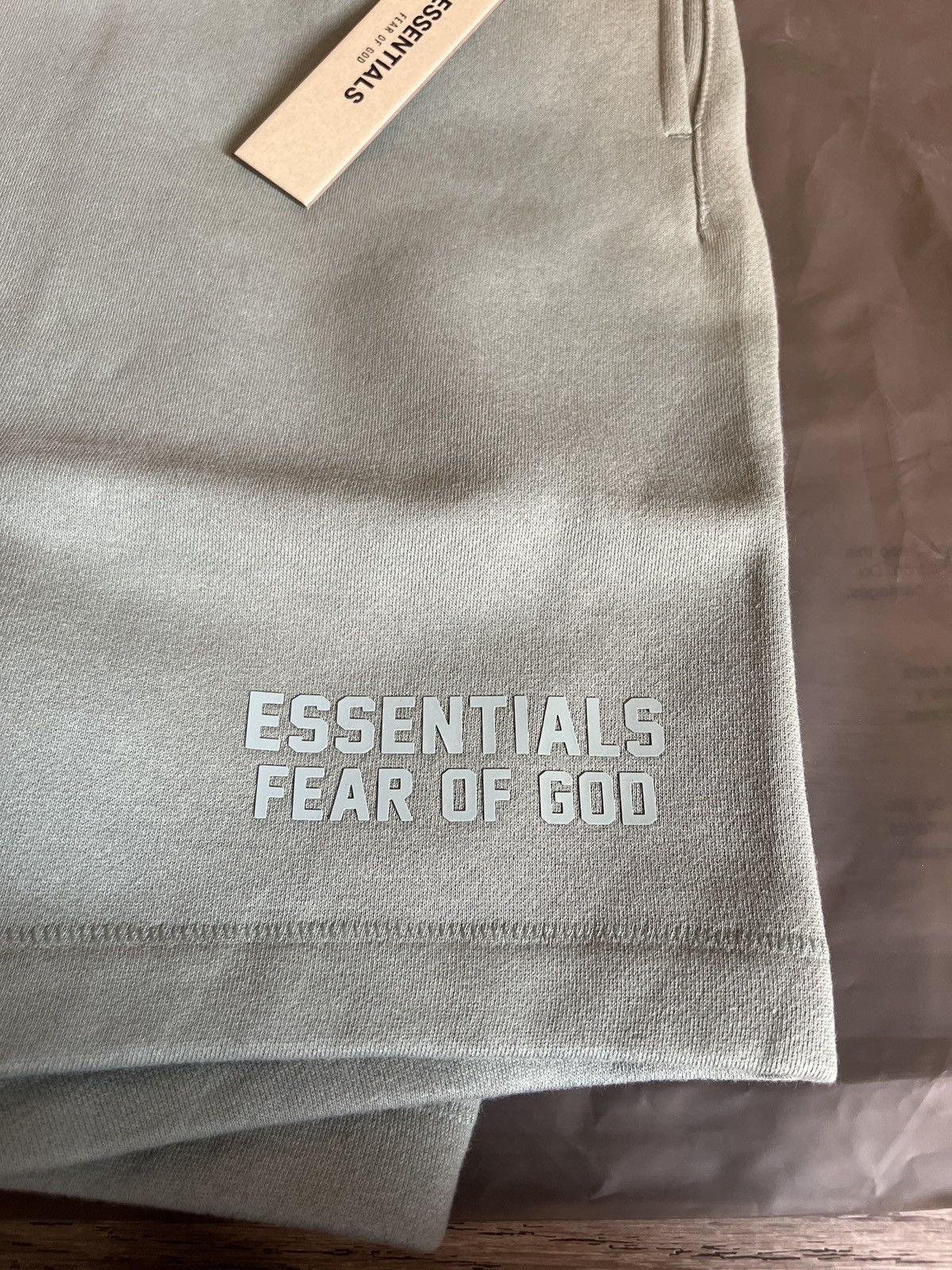 Essentials Fear of god sycamore shorts Size US 30 / EU 46 - 5 Thumbnail