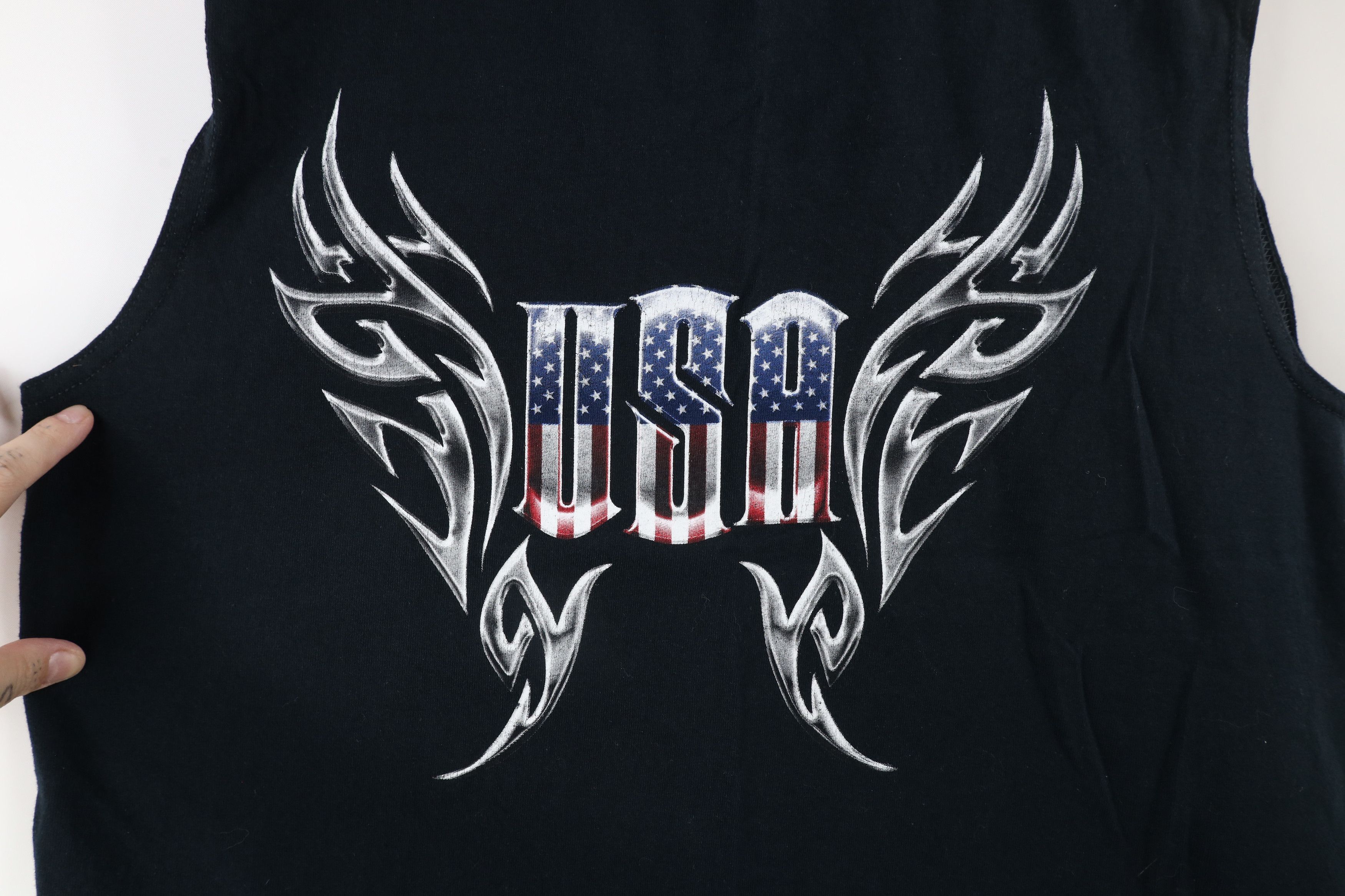 Vintage Vintage Y2K Streetwear Spell Out USA Tribal Muscle T-Shirt Size US L / EU 52-54 / 3 - 4 Thumbnail