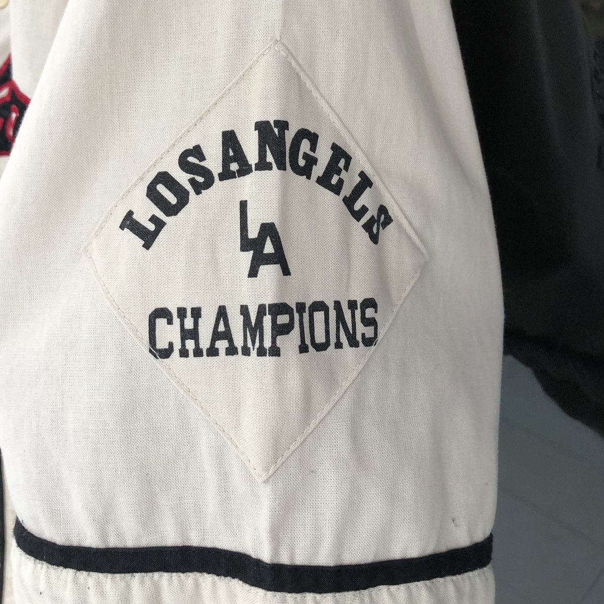 MLB Vintage 80's MLB Majors LA Champion Baseball Shirt Size US L / EU 52-54 / 3 - 5 Thumbnail