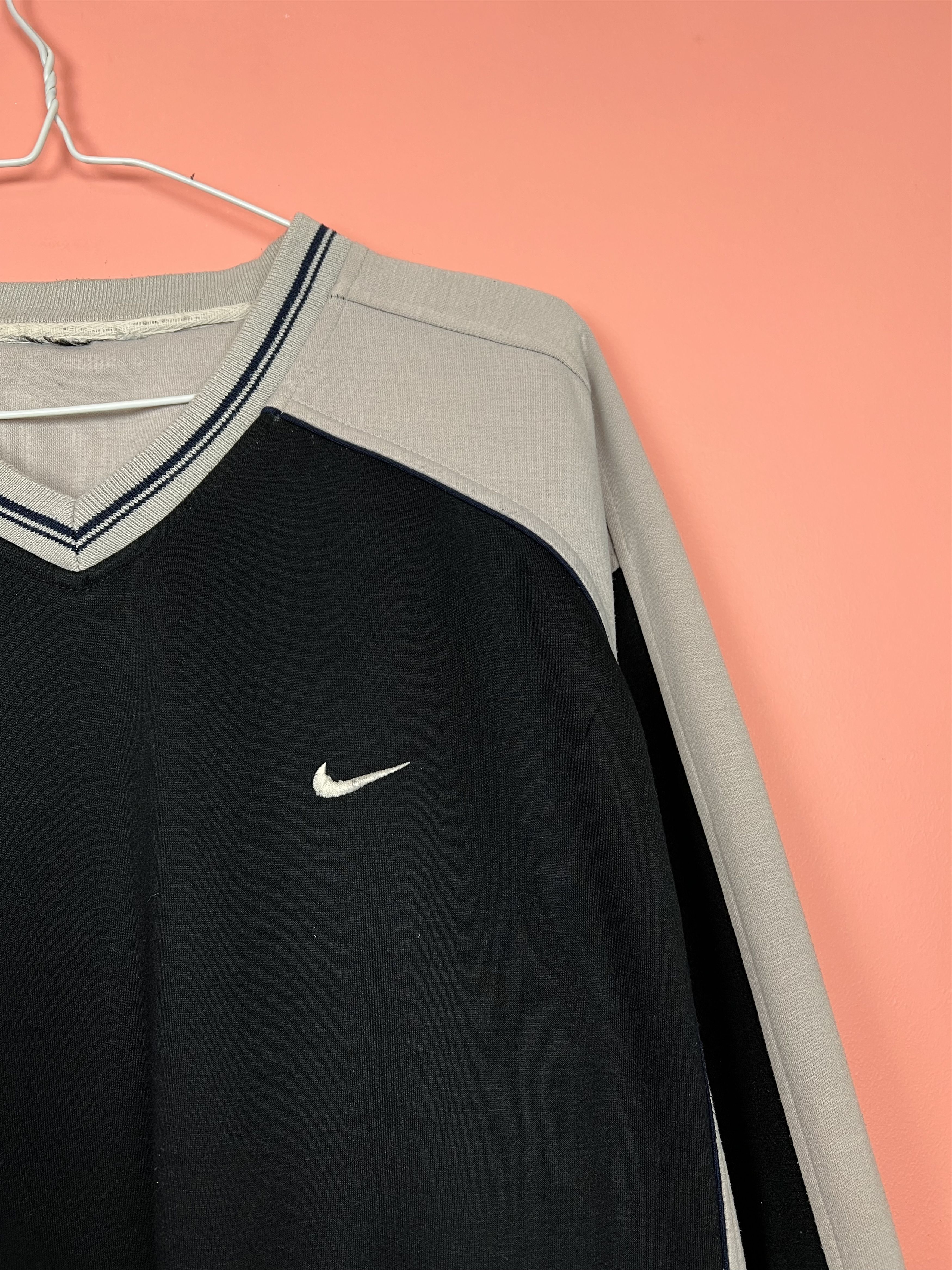 Nike Nike y2k VTG sweatshirt vintage swoosh rare Size US L / EU 52-54 / 3 - 2 Thumbnail