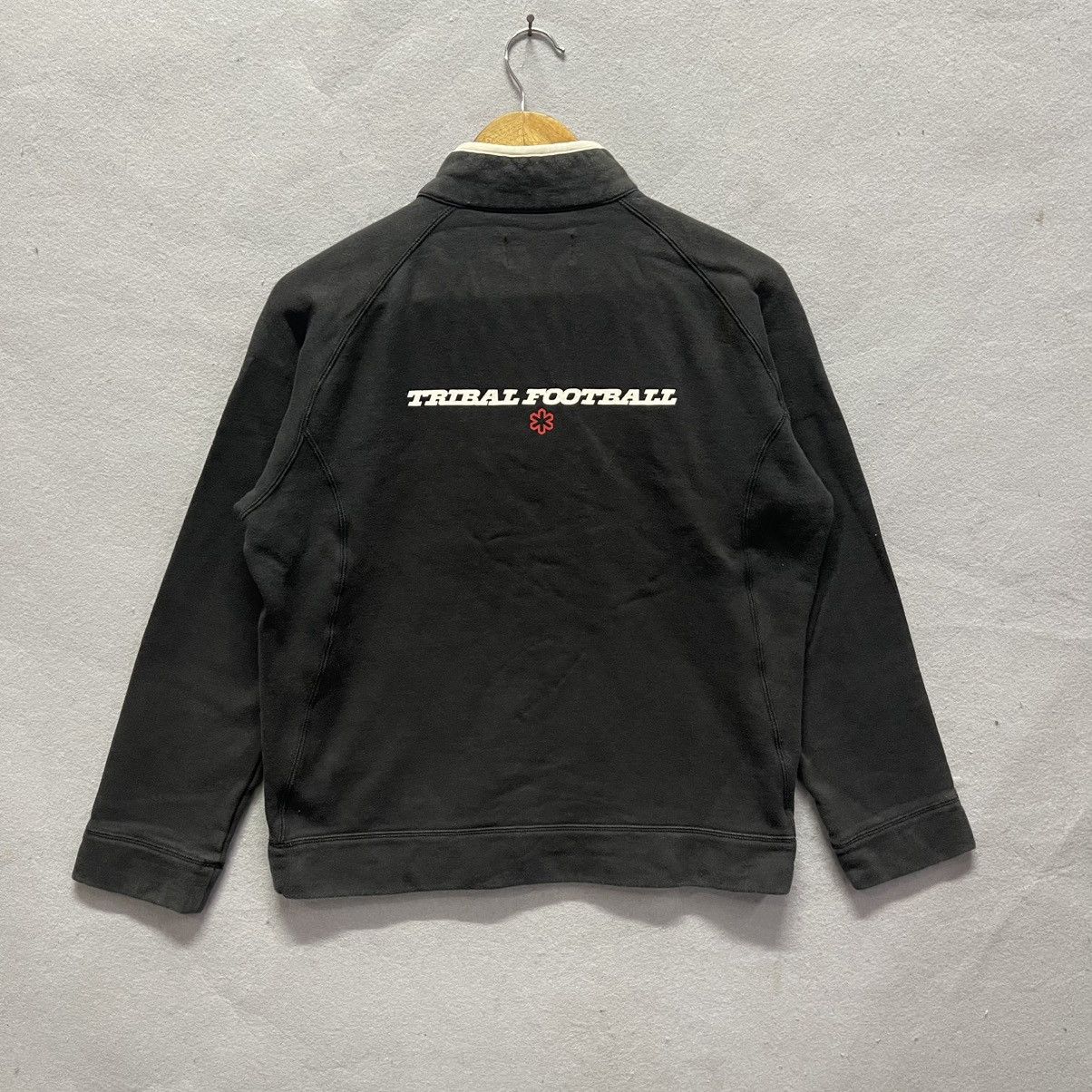 Nike Vintage Nike x F.C.R.B. “Tribal Football” HalfZip Sweatshirt Size US S / EU 44-46 / 1 - 6 Thumbnail