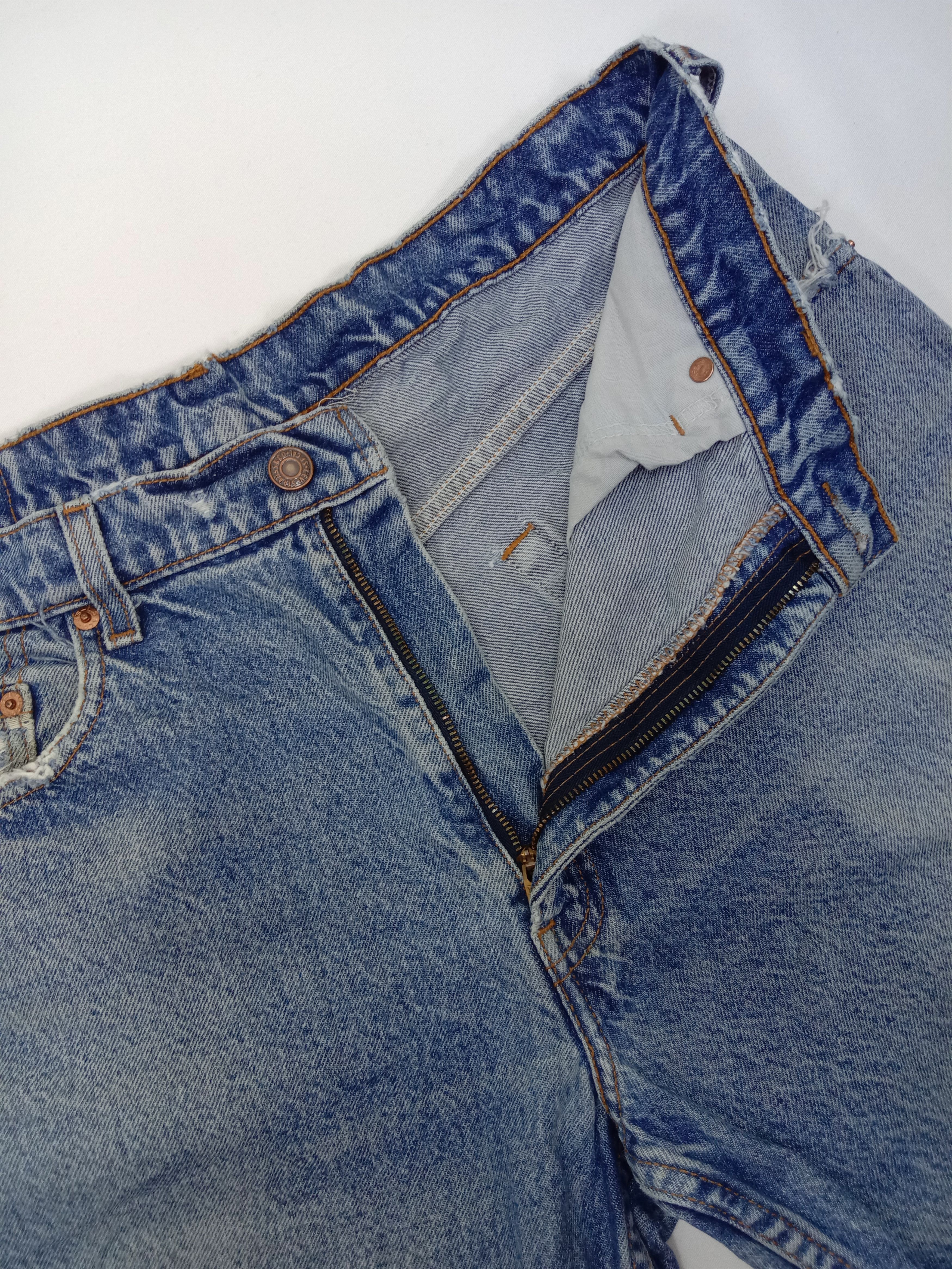 Levi's Vintage Levi's 550 Relaxed Fit Jeans Size US 33 - 9 Thumbnail