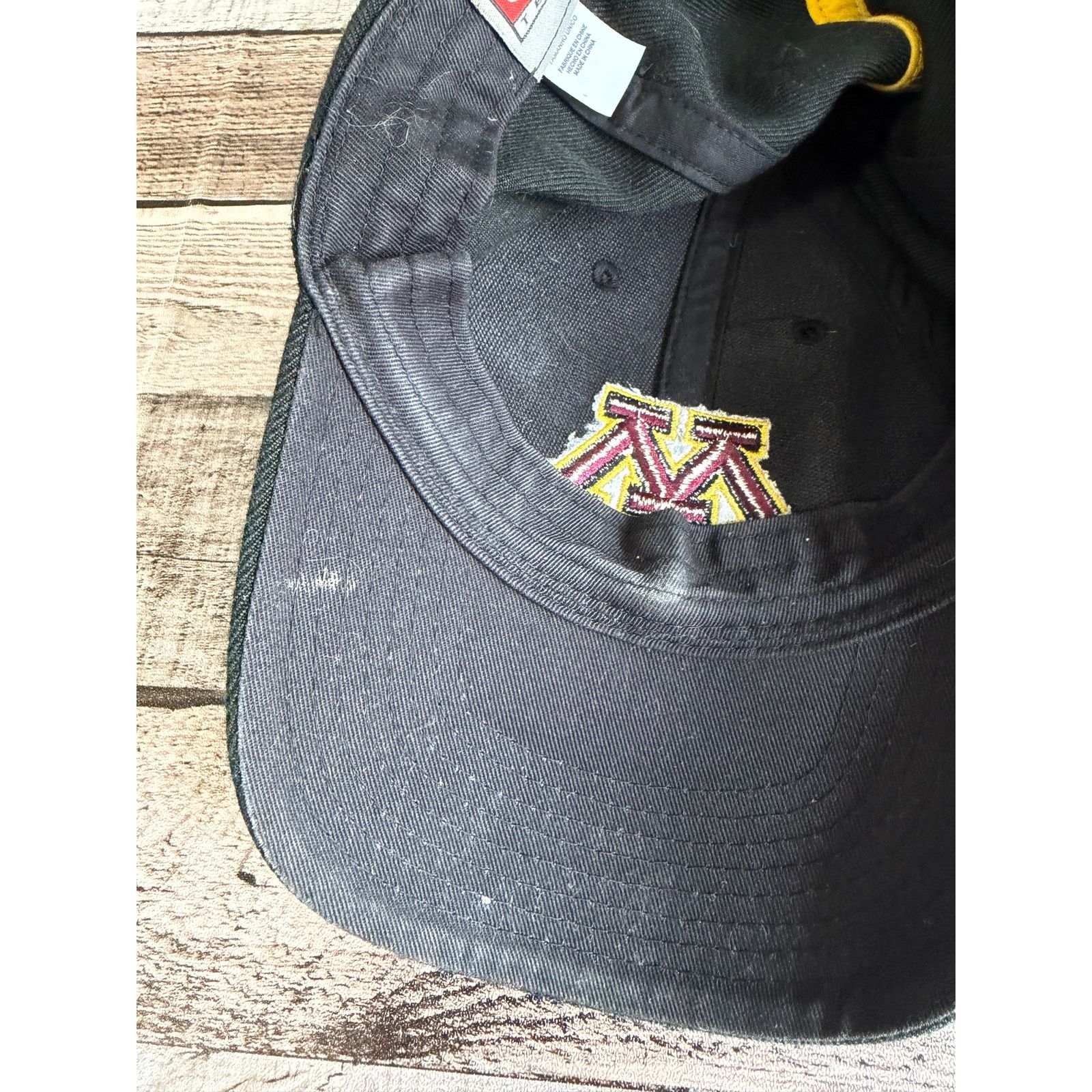 Nike Minnesota Gophers Black Nike Hat Size ONE SIZE - 8 Thumbnail