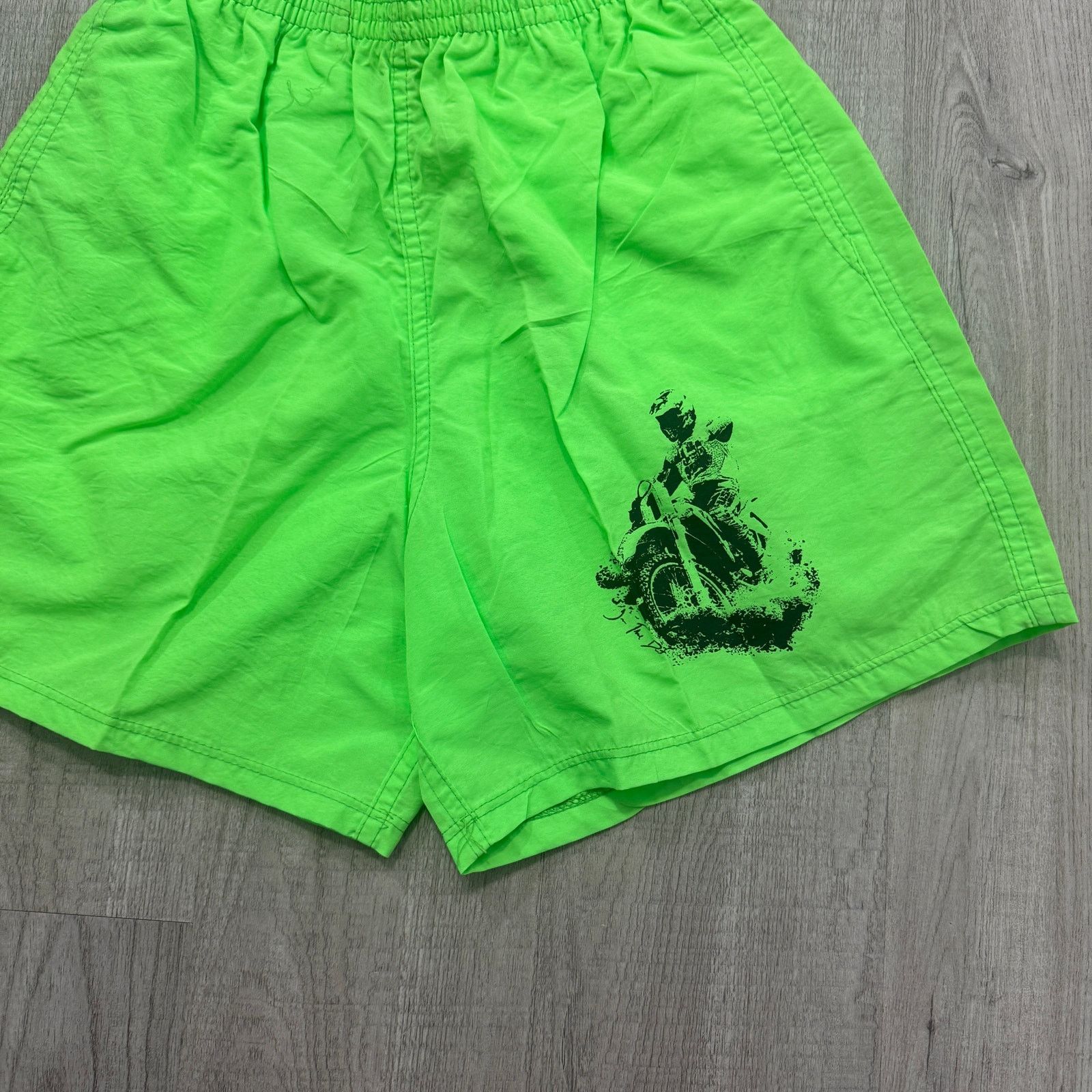 Vintage NEW Vintage USA Sport Surf Shorts Mens Small Green 80s Size US 26 / EU 42 - 2 Thumbnail