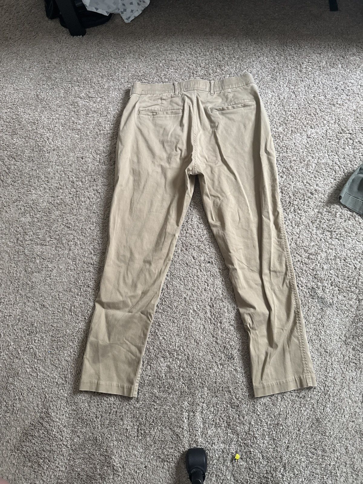 Abercrombie & Fitch Khaki Dress Pants Size US 33 - 2 Thumbnail