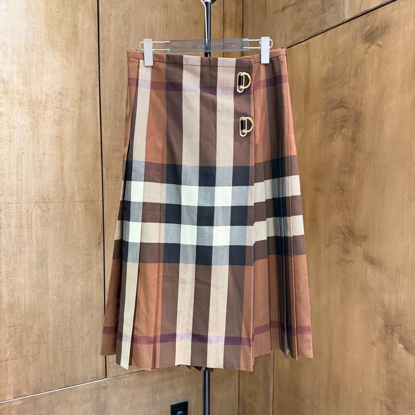 Burberry Burberry Wool Plaid Brown Skirt 40 Women Size 40" / US 18 - 1 Thumbnail