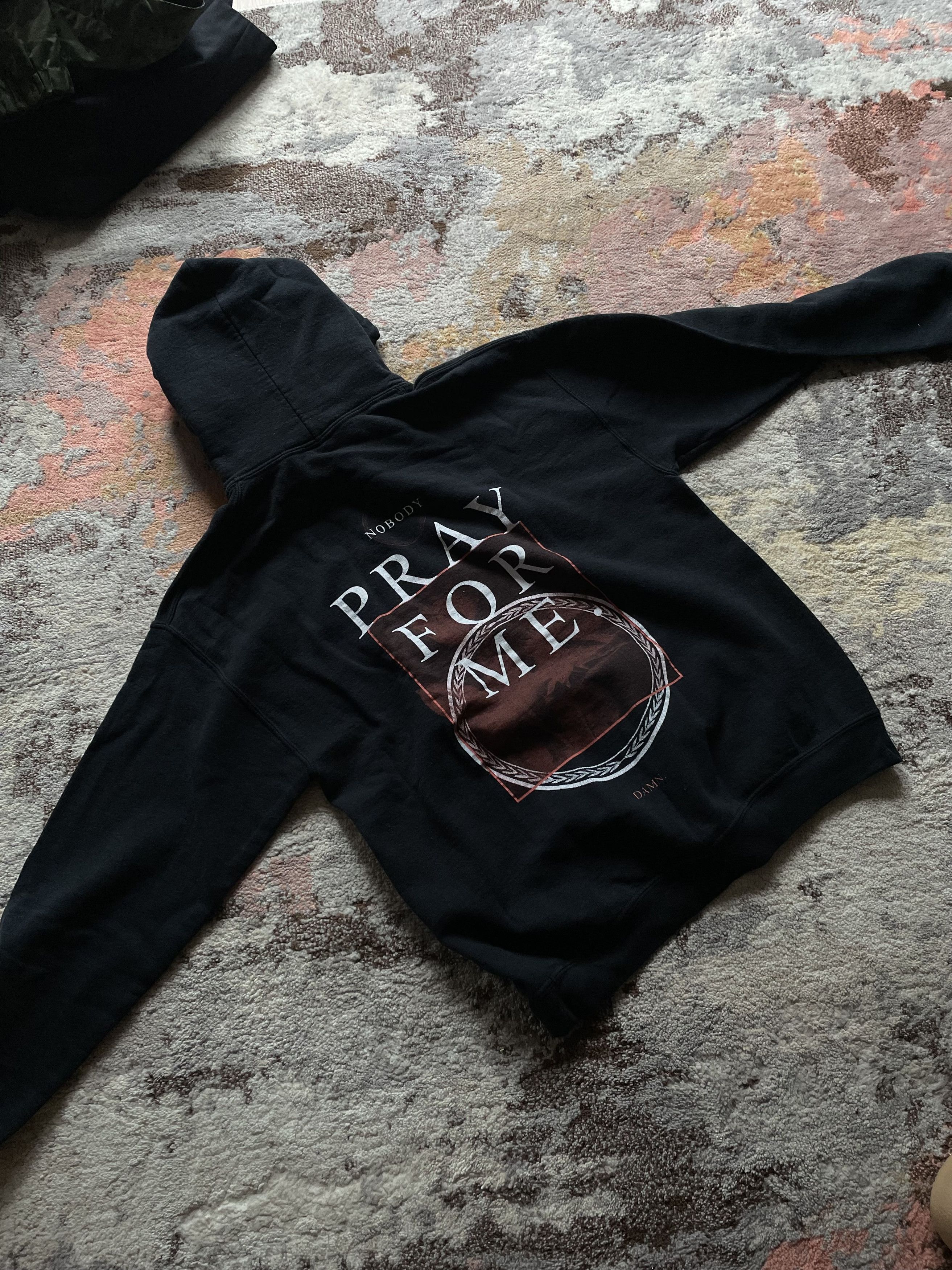 Gildan Kendrick Lamar DAMN. 2017 Tour Hoodie Size US S / EU 44-46 / 1 - 2 Thumbnail