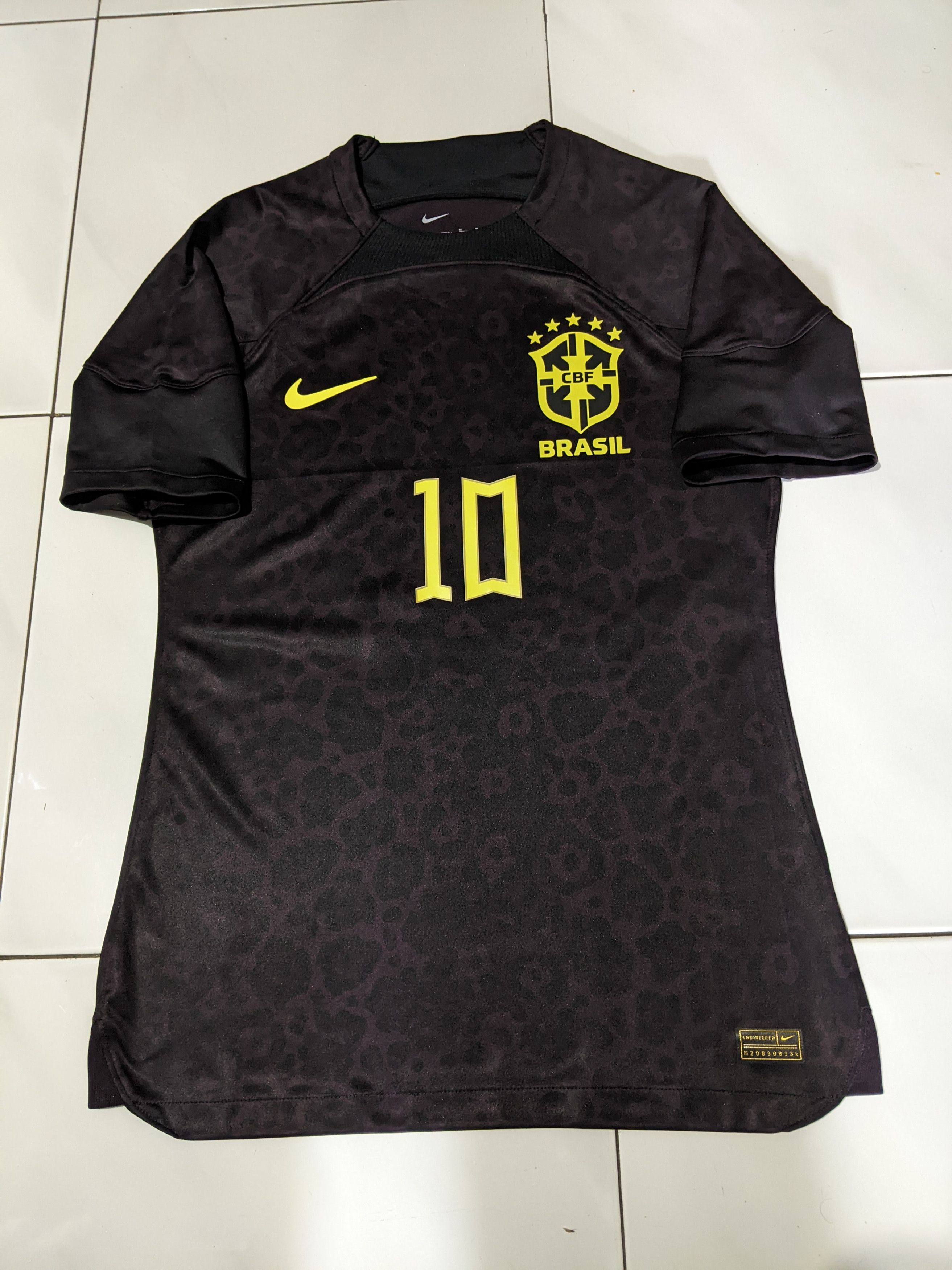 Nike Brazil Anti Racism 2023 Player Issue Jersey Vini Jr 10 Size US M / EU 48-50 / 2 - 1 Thumbnail