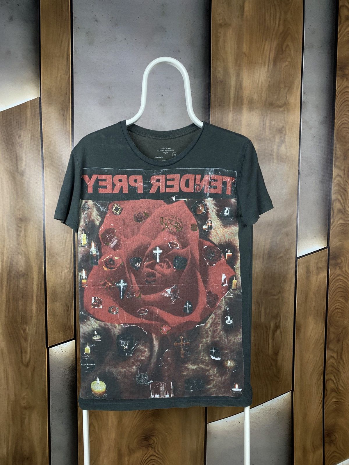 Allsaints 🌺Vintage 90s T-Shirt Allsaints Tender Prey Overprint Tee🌺 Size US XS / EU 42 / 0 - 1 Thumbnail