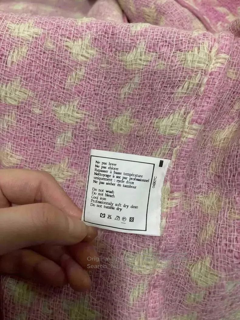 Chanel Chanel Cherry blossom pink bird plaid four-pocket jacket Size S / US 4 / IT 40 - 5 Thumbnail