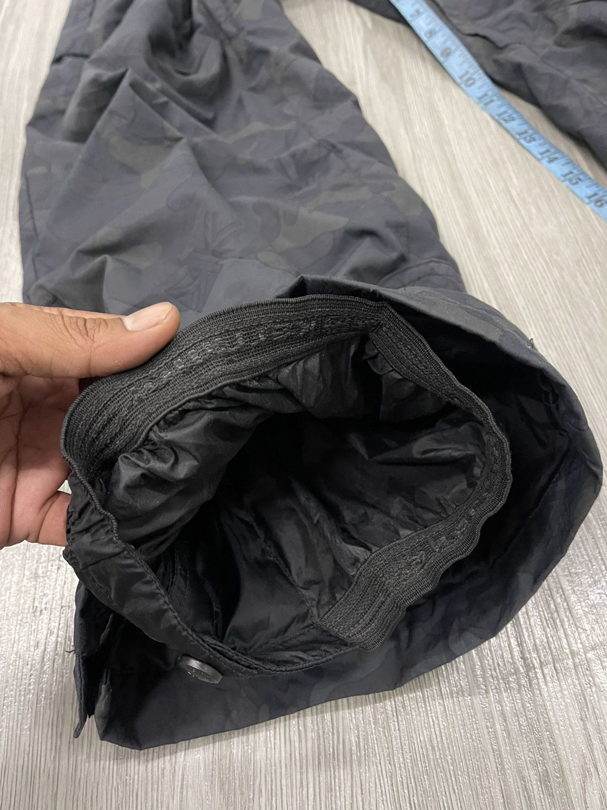 Japanese Brand × Karrimor Karrimor Black Camo Ski Pant With Suspender Size US 34 / EU 50 - 15 Thumbnail