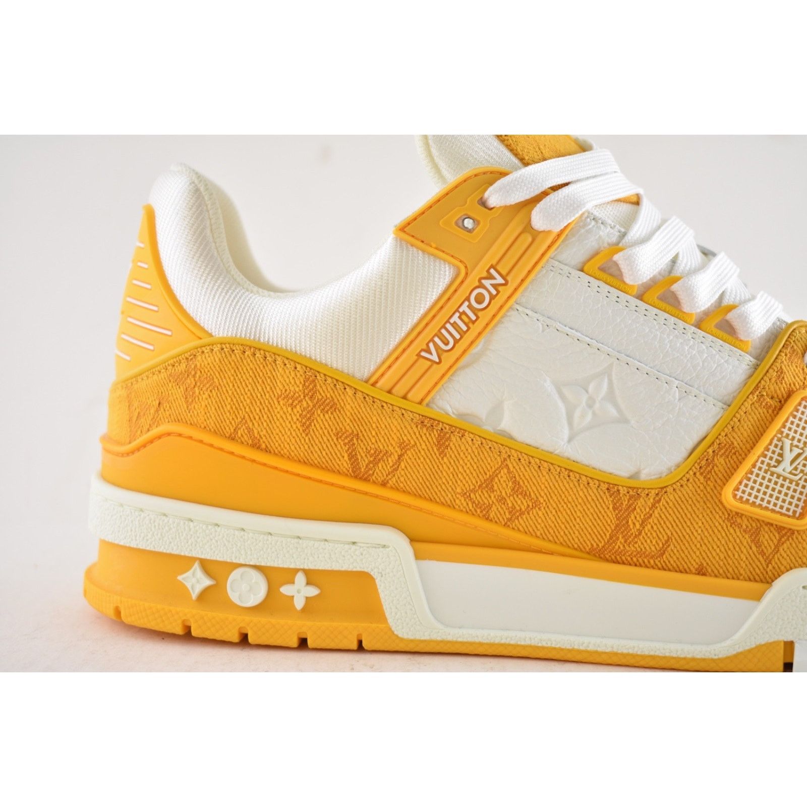 Louis Vuitton Louis Vuitton Yellow Denim White Empreinte Low Top Trainer Size US 9 / EU 42 - 3 Thumbnail