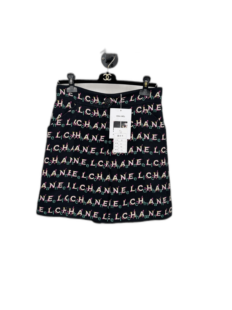 Chanel Chanel Graffiti Print Short Pants Size 38" / US 16 / IT 52 - 1 Thumbnail