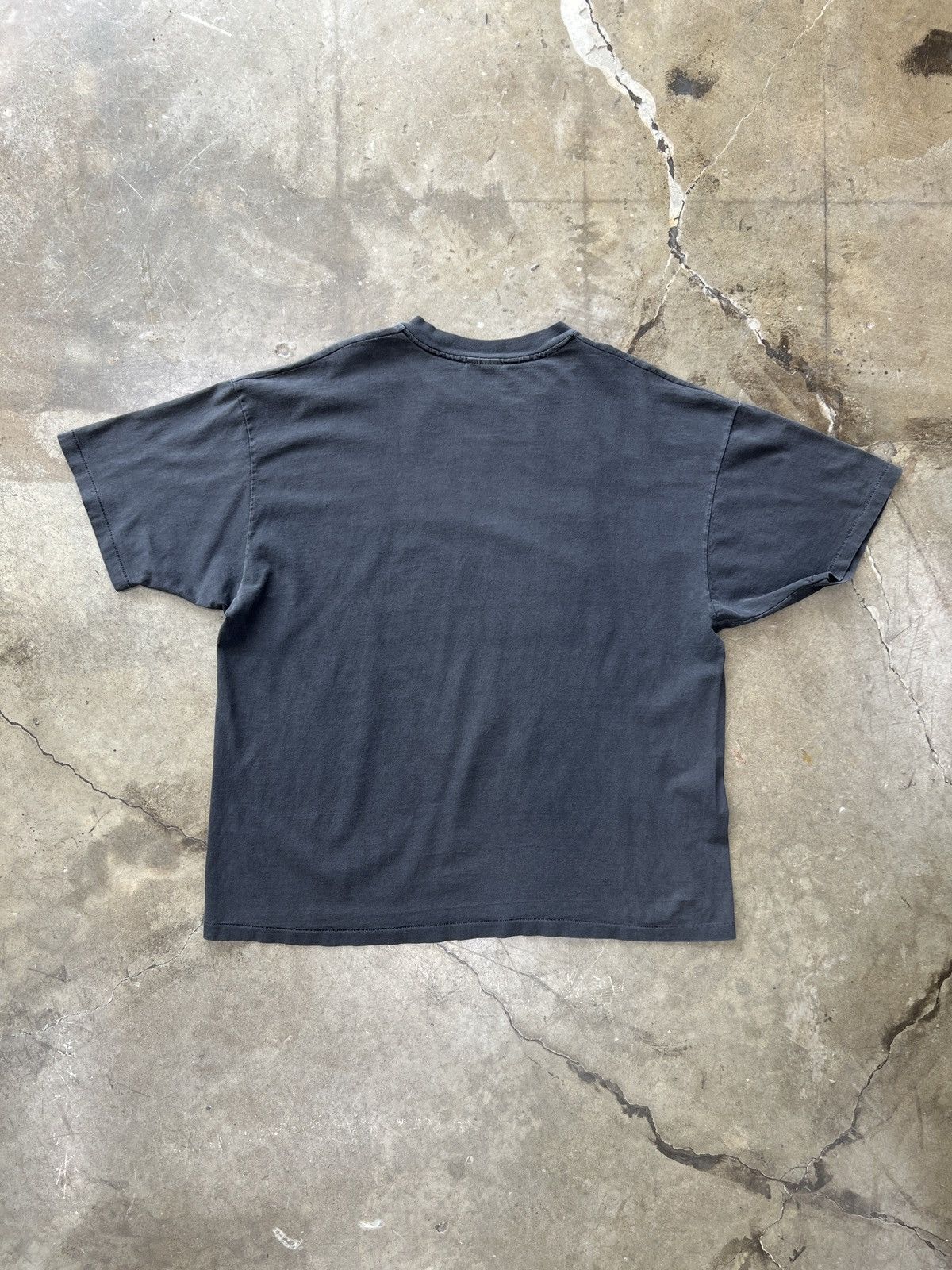 Vintage Vintage 1993 Jurassic T-Rex Dinosaur Single Stitch Tee 2XL Size US XXL / EU 58 / 5 - 4 Thumbnail