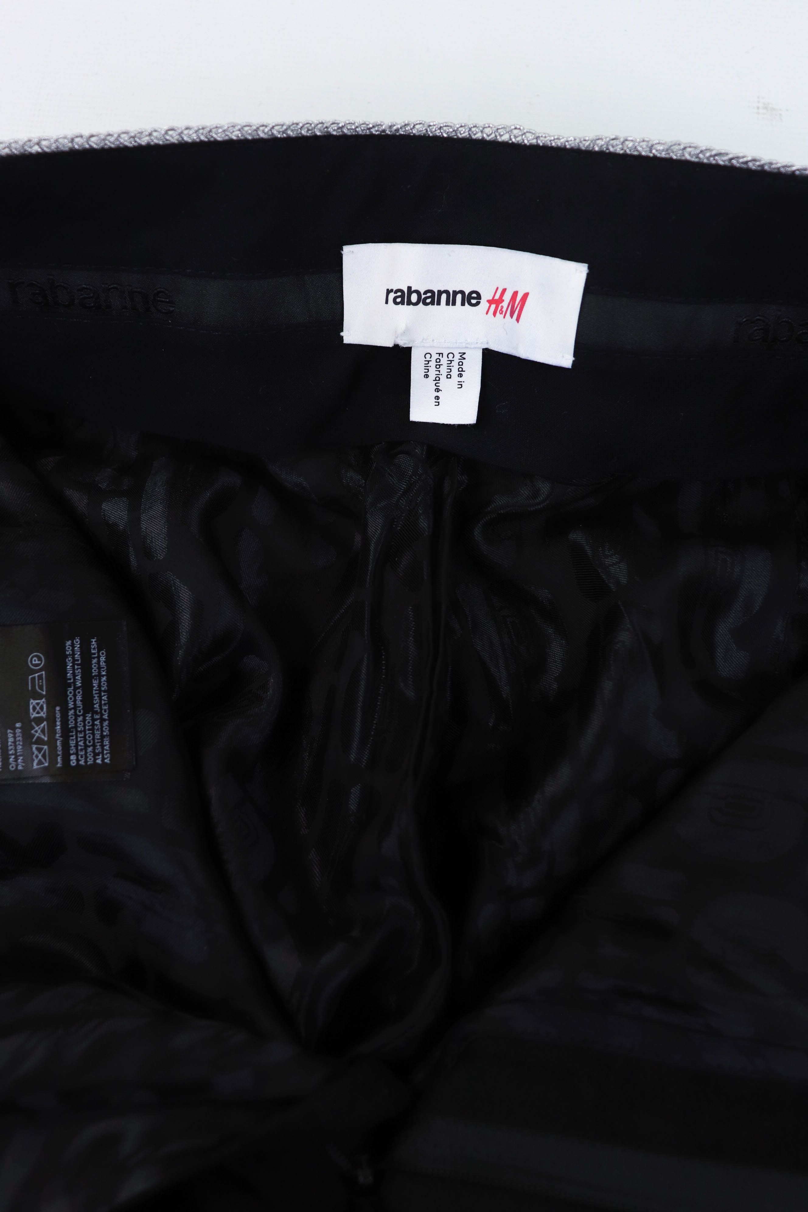 H&M × Paco Rabanne Rabanne x H&M Black Wool Side Red Stripe Trousers Pants Size US 30 / EU 46 - 14 Thumbnail