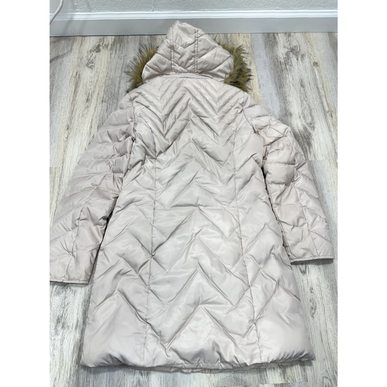 Vintage Marc New York Andrew Marc Light pink Quilted Down Jacket Hooded Zip Up S Womens Jacket Size S / US 4 / IT 40 - 3 Thumbnail