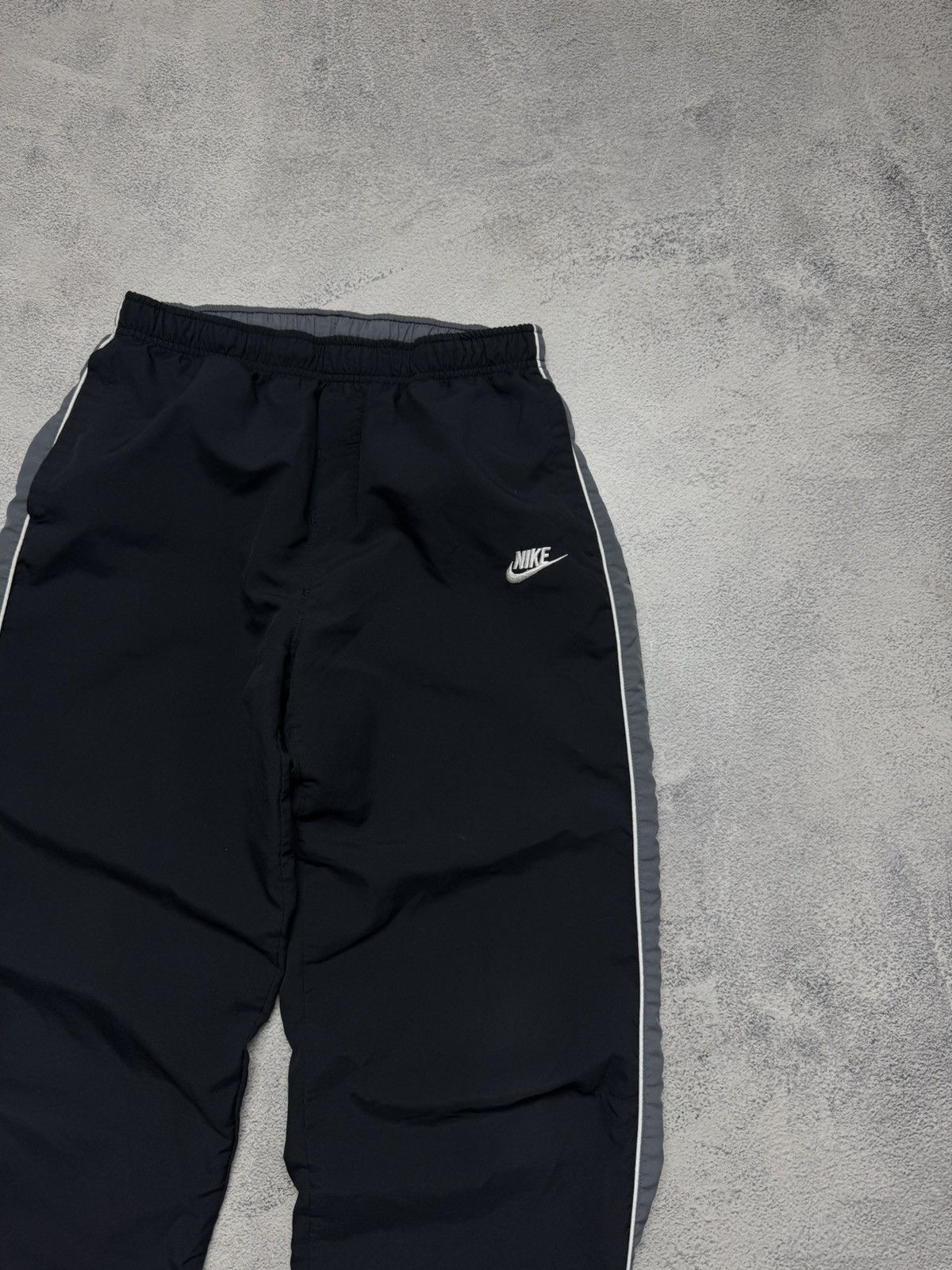 Nike Vintage Y2K Nike Nylon Mini Swoosh Drill Pants 00’s Size US 30 / EU 46 - 6 Thumbnail