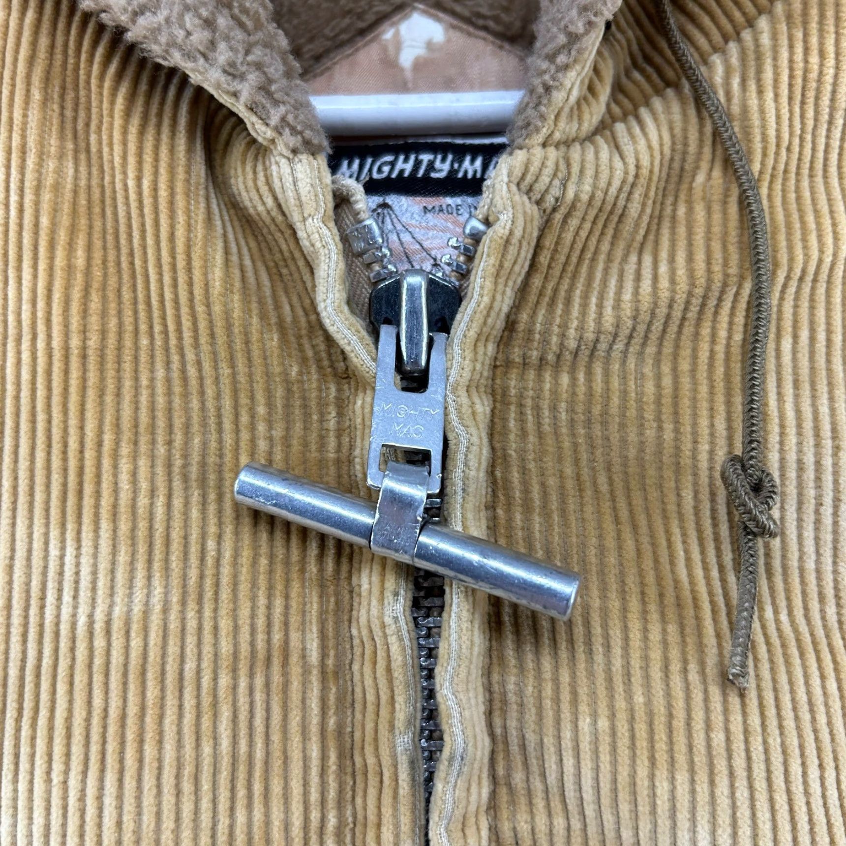 Vintage VINTAGE Mighty Mac Jacket Men XL Brown Corduroy Hooded Shearling Lined USA 70s Jacket/Coat Mid-Length, 90s, Western Mens Size US XL / EU 56 / 4 - 4 Thumbnail