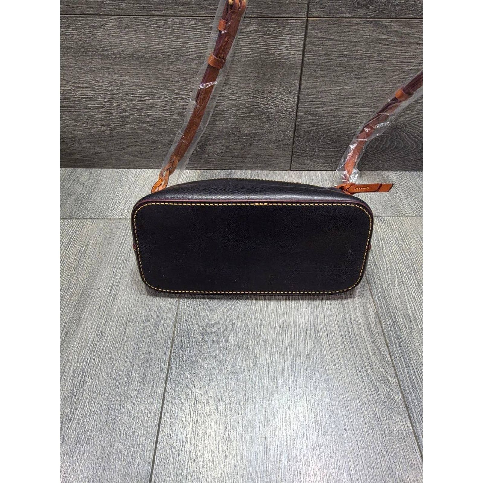Dooney & Bourke Dooney & Bourke Florentine Leather Suki Black bag A463683 Size ONE SIZE - 5 Thumbnail