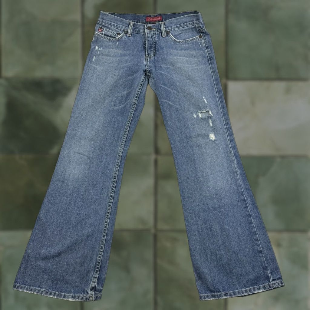 Vintage VINTAGE Aéropostale Jeans Womens Flared 3/4 Blue Grunge Y2K Retro Punk Style Denim Size 26" / US 2 / IT 38 - 1 Thumbnail