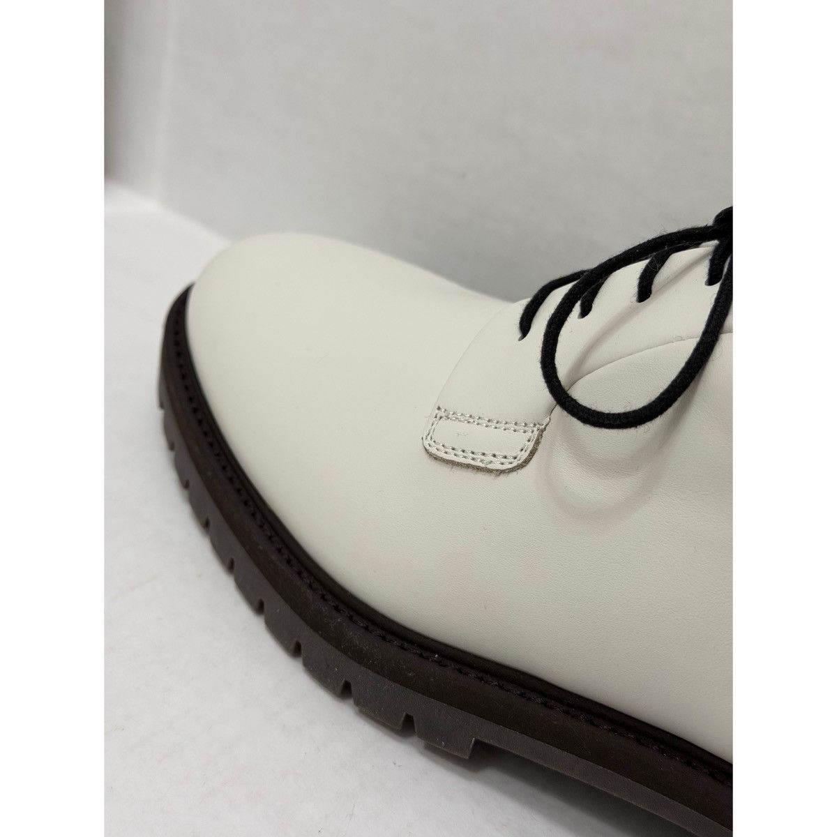 Common Projects COMMON PROJECTS WHITE DERBY SHOES Size US 9 / EU 42 - 9 Thumbnail