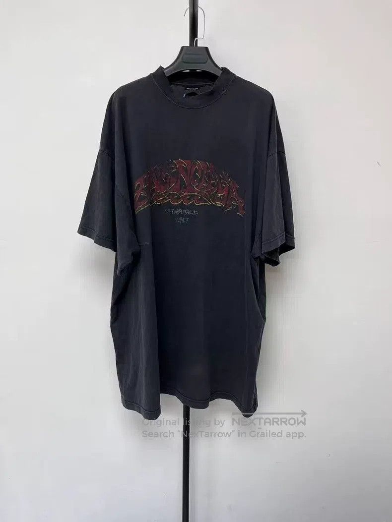 Balenciaga Balenciaga Casual Crew Neck Short Sleeve T-Shirt Size US XL / EU 56 / 4 - 1 Thumbnail