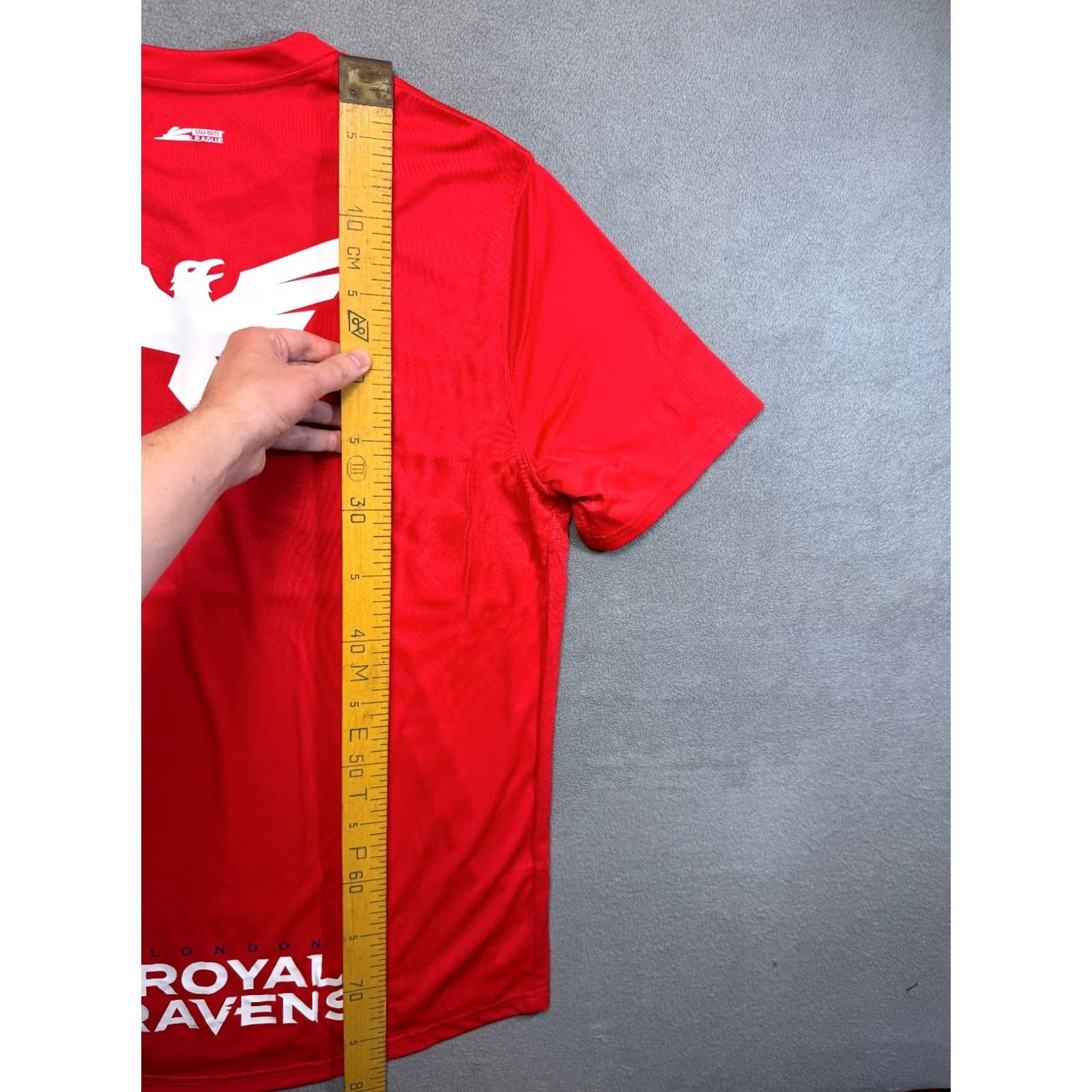 Vintage Call of Duty League London Royal Ravens Red jersey shirt Mens L Size Red Ravens Jersey T-Shirt Size US L / EU 52-54 / 3 - 3 Thumbnail