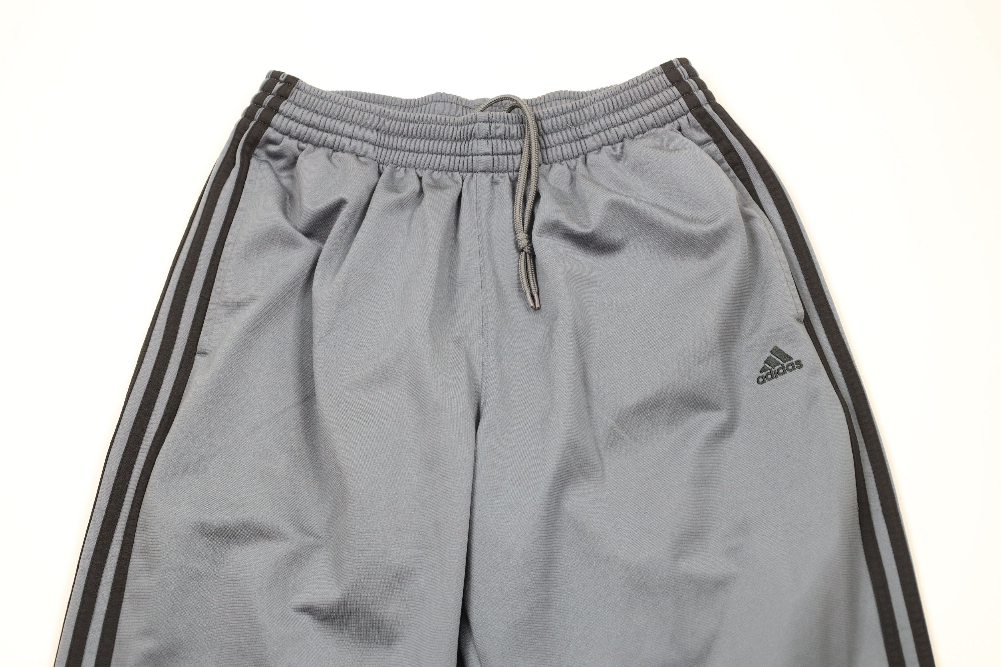 Vintage Vintage Y2K Adidas Striped Wide Leg Sweatpants Pants Gray Size US 34 / EU 50 - 2 Thumbnail
