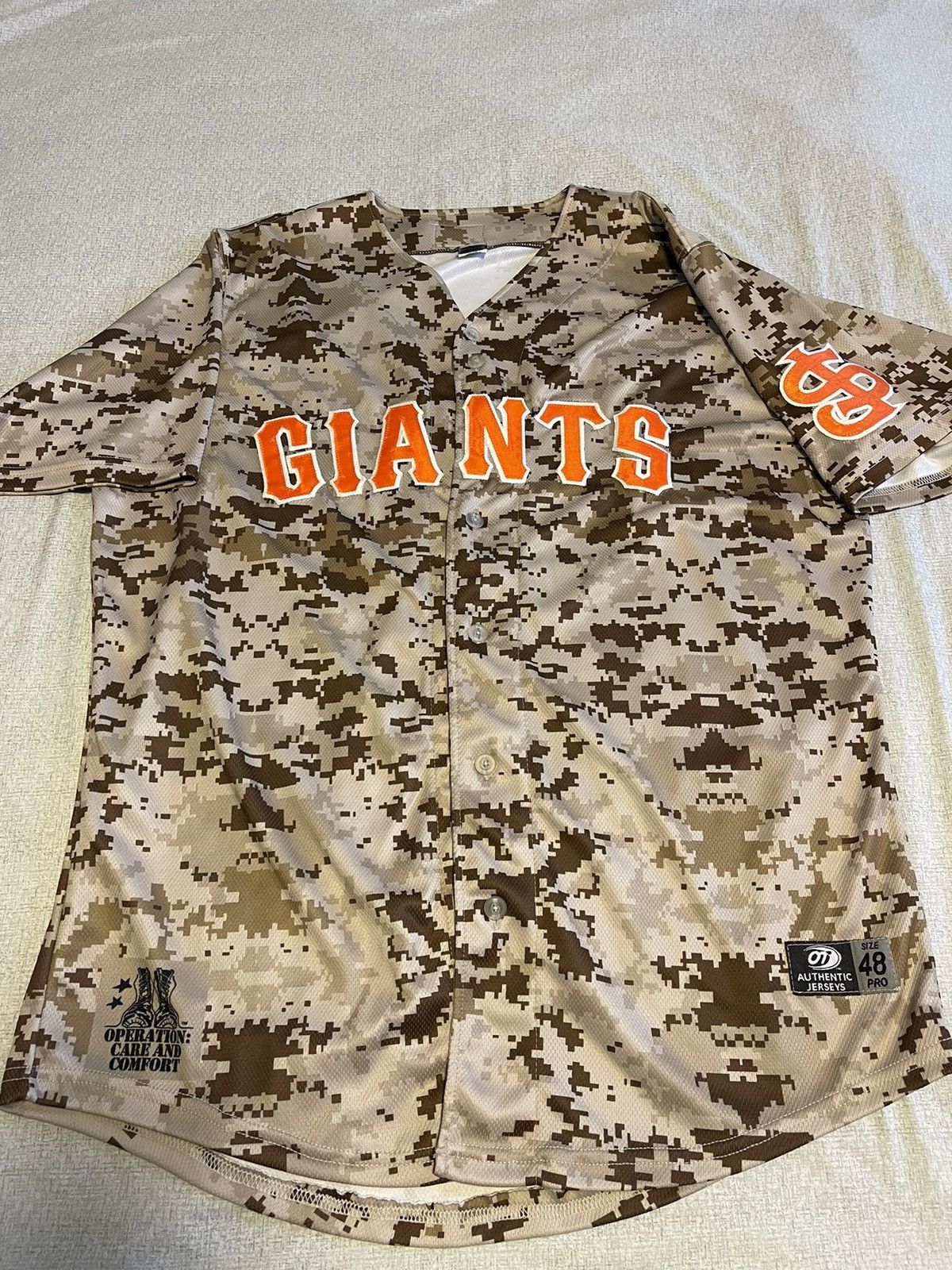 image of Sj Giants Size 48 San Jose Camo Jersey 33 Autographed Camo, Men's